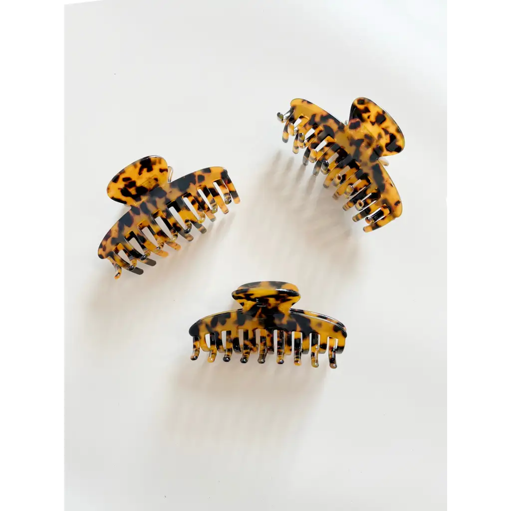 Large Hair Claw Clip in Tortoise