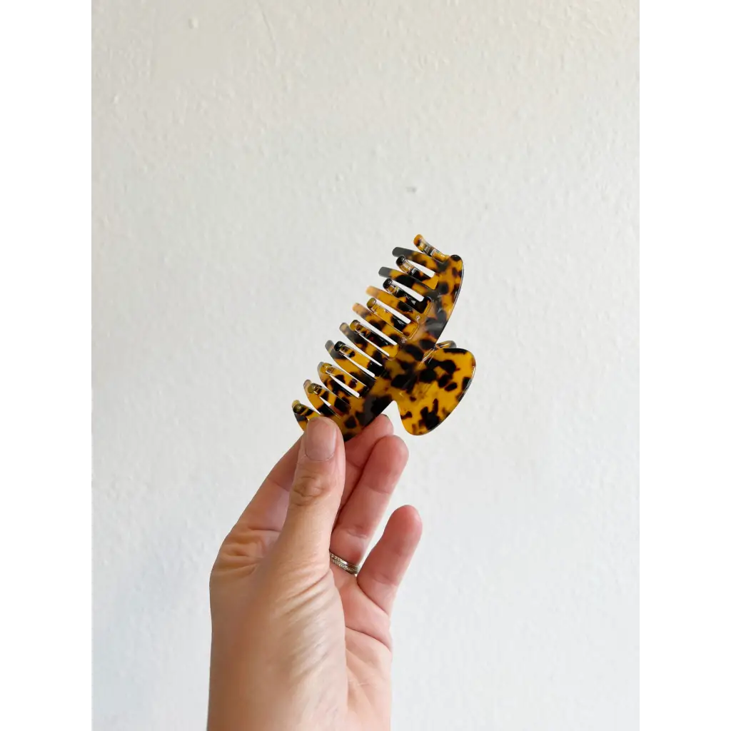 Large Hair Claw Clip in Tortoise