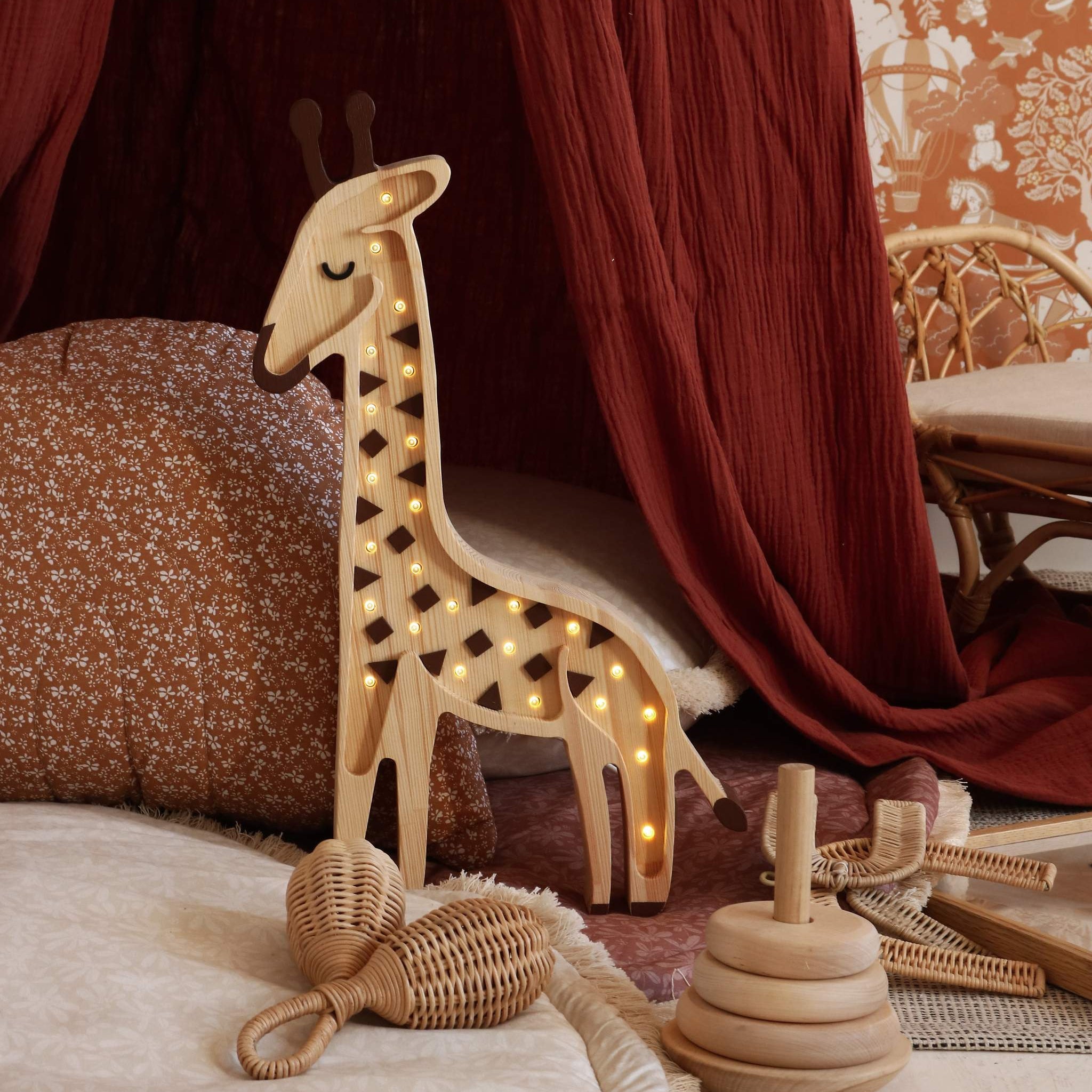 Little Lights Giraffe Lamp