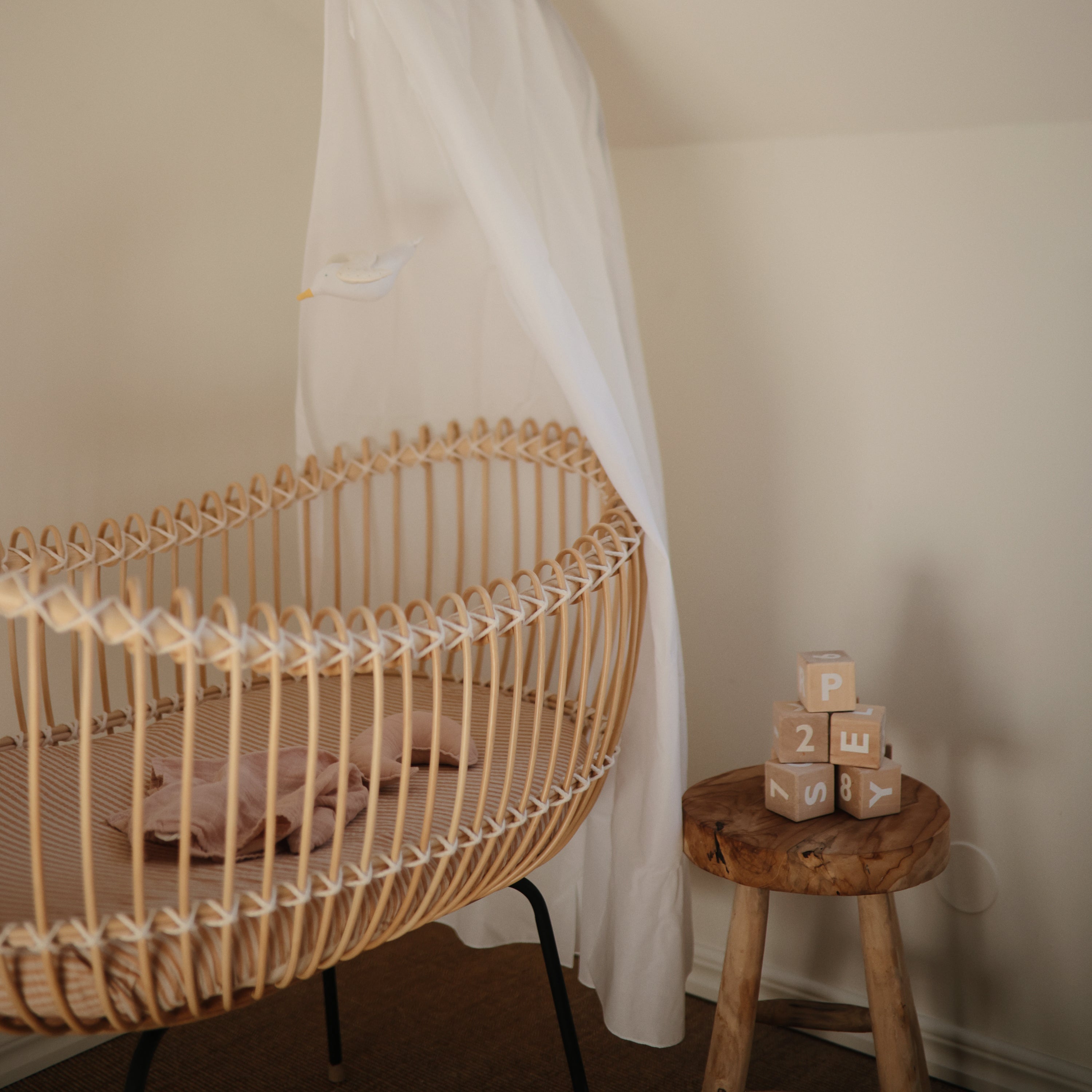 Moon Lovey Blanket blankets Mushie