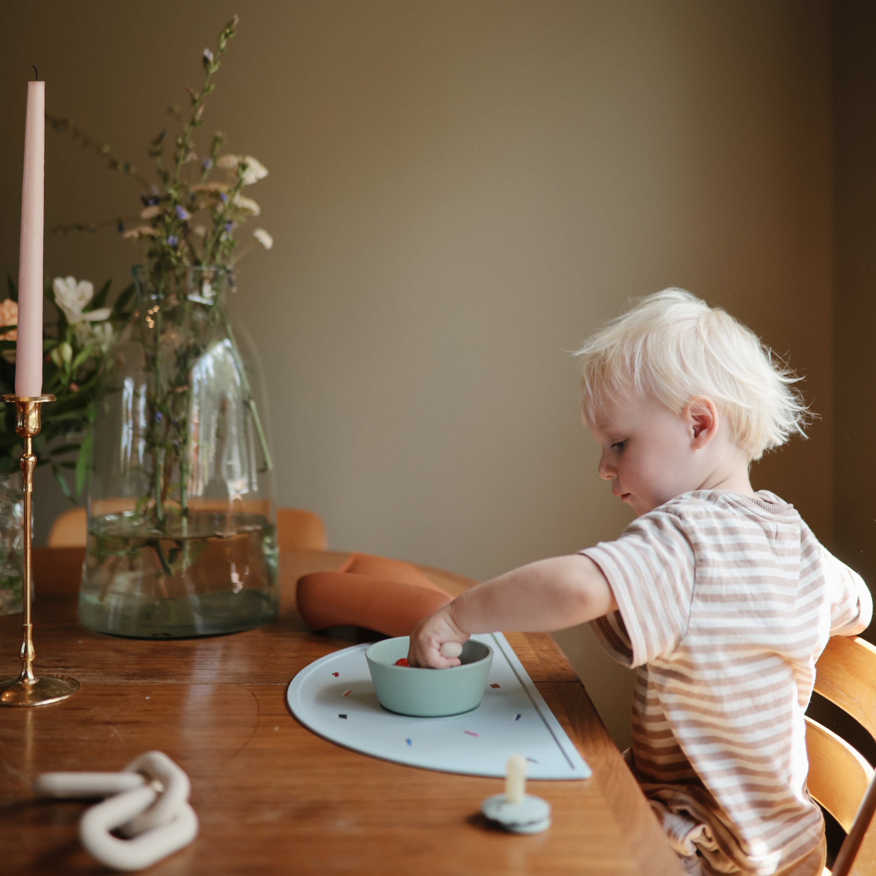 Silicone Suction Bowl silicone tableware Mushie
