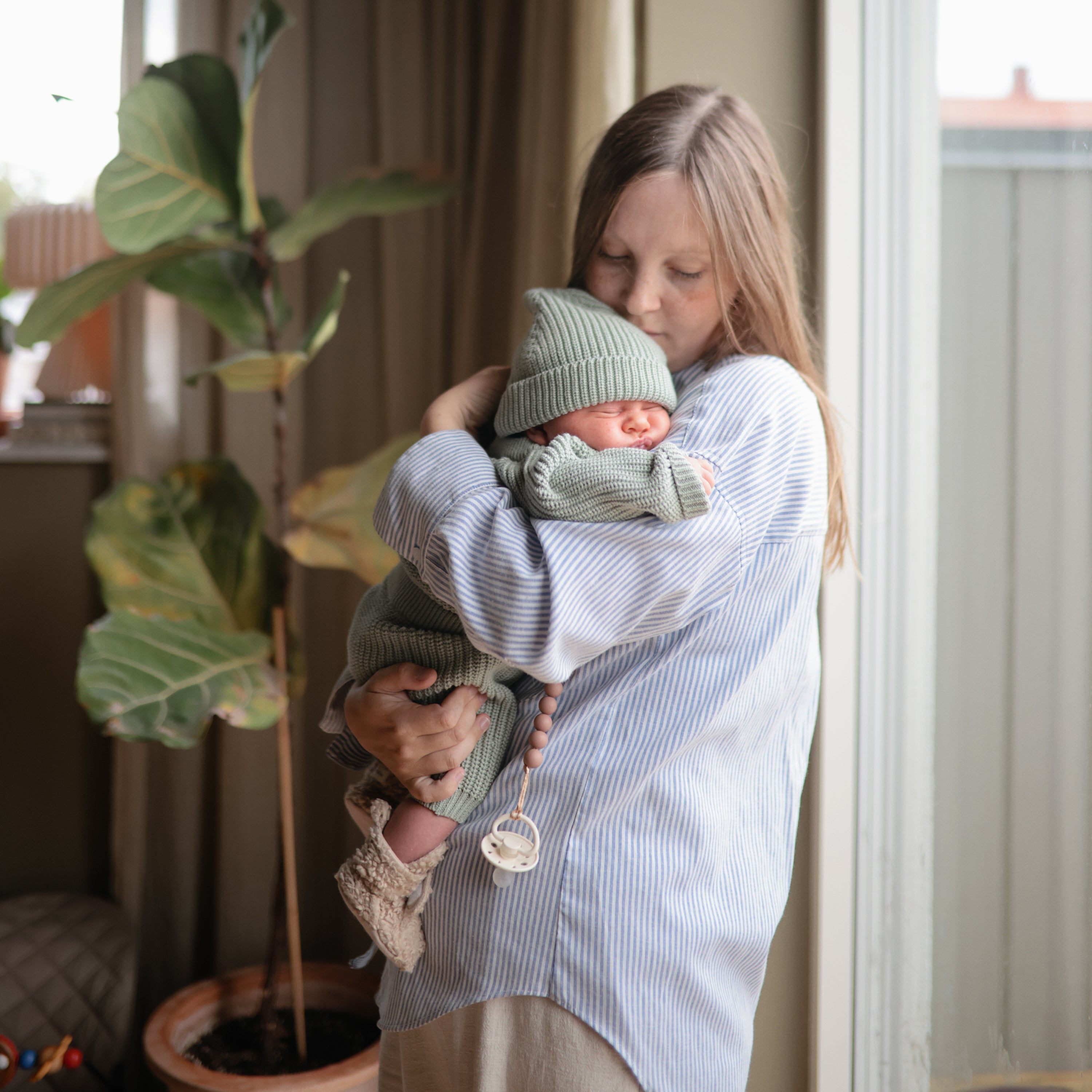 FRIGG Moon Silicone Pacifier 2-Pack FRIGG PACIFIERS Mushie