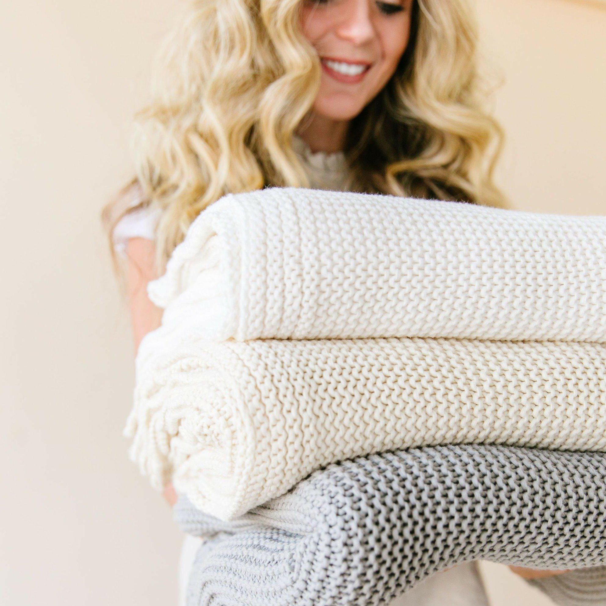 Chunky Knit Throw Blanket - Ella Ivory Throw Blanket Makemake Organics