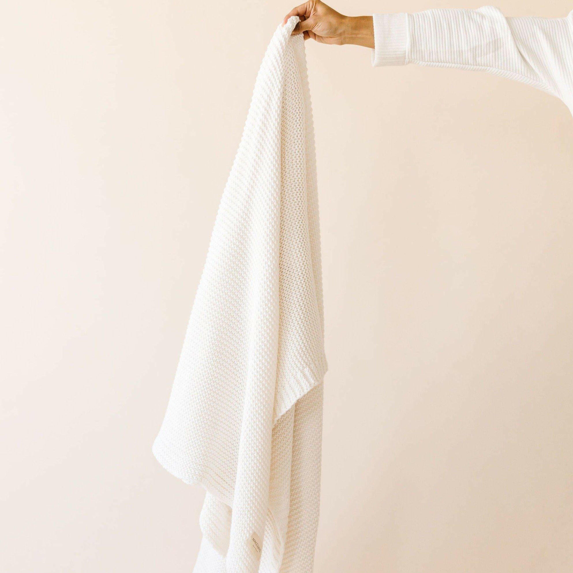 Chunky Knit Throw Blanket - Vanilla Natural Throw Blanket Makemake Organics