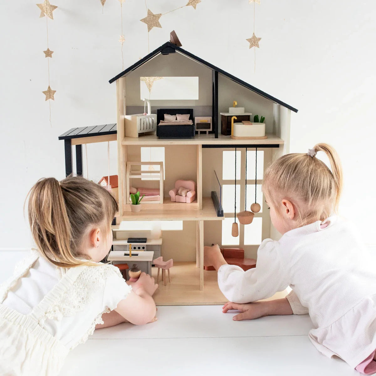 Tiny Land® Modern Family Dollhouse Dollhouse Tiny Land