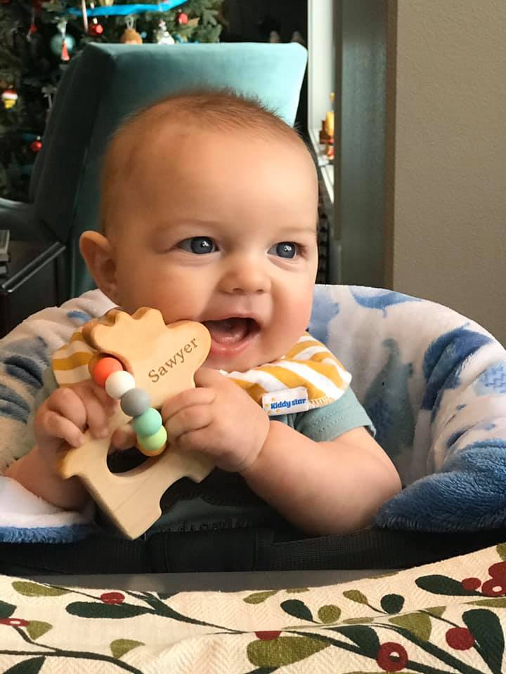 Moose Wooden Grasping Toy with Teething Beads