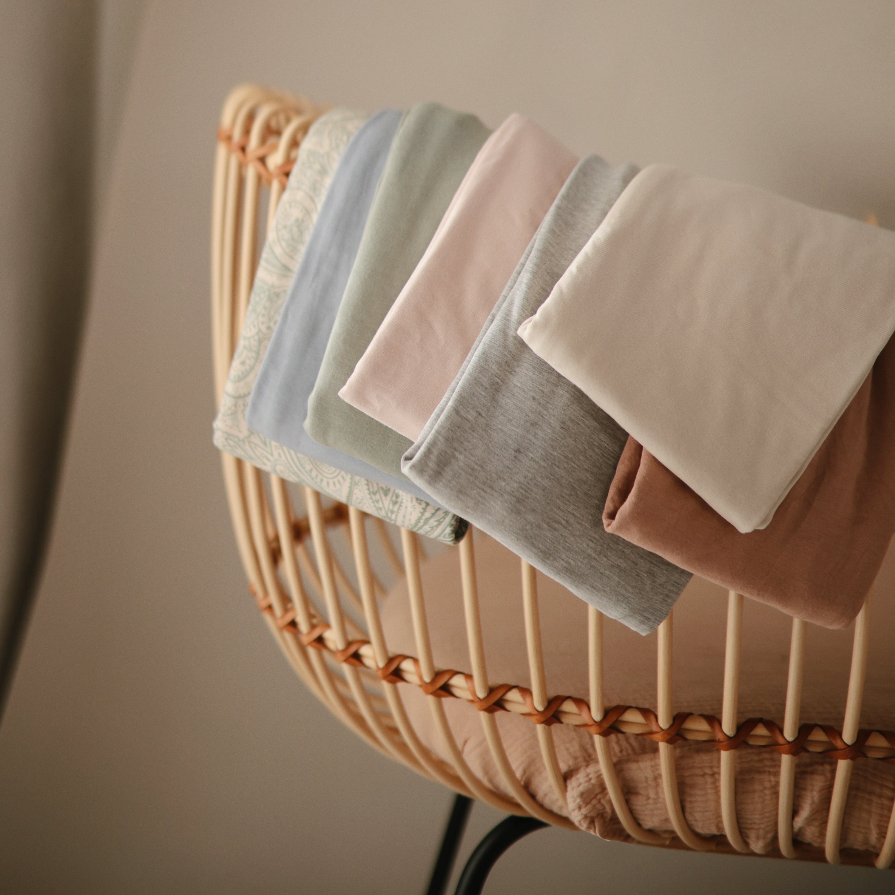 Multi-Use Cover Multi-Use Cover Mushie