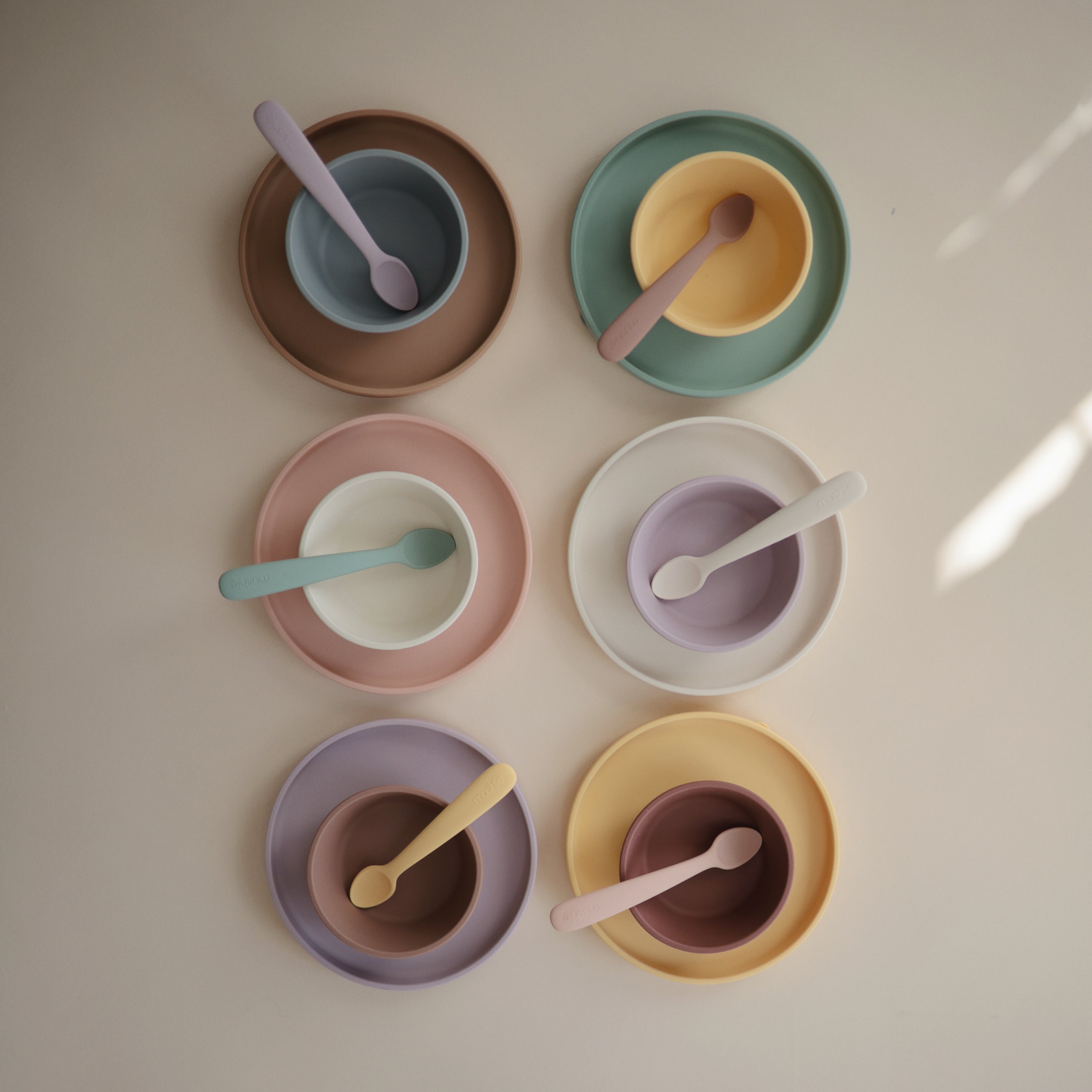 Classic Silicone Suction Plate silicone tableware Mushie