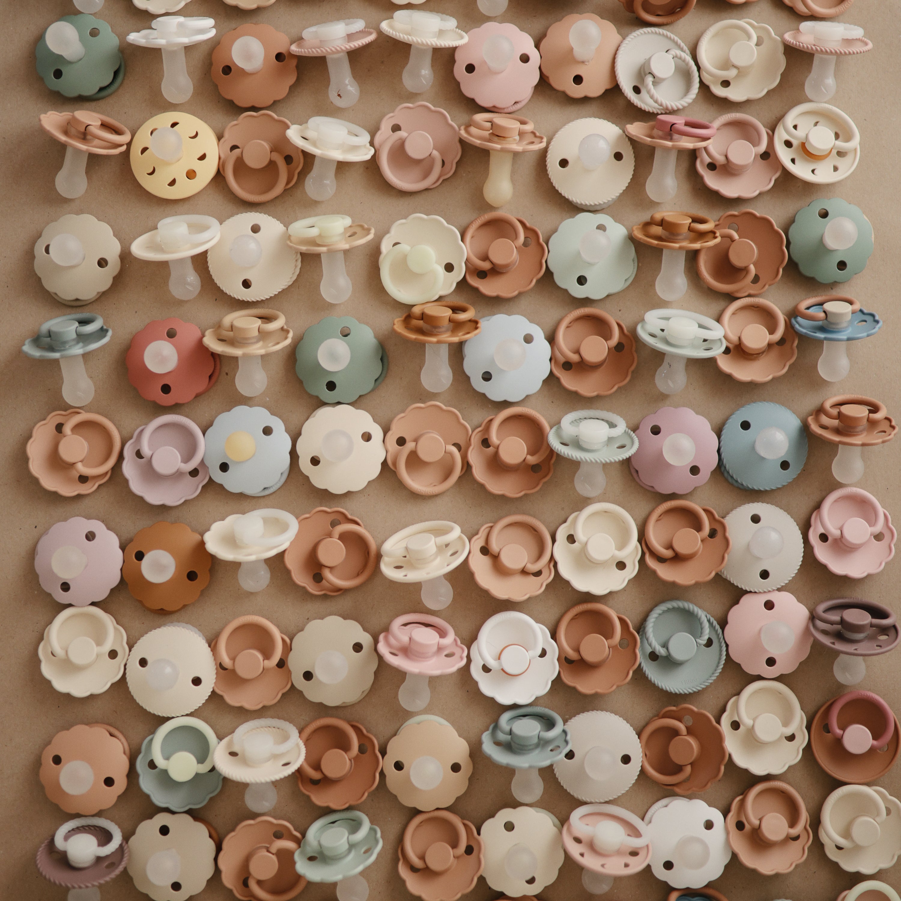 FRIGG Moon Silicone Pacifier 2-Pack FRIGG PACIFIERS Mushie