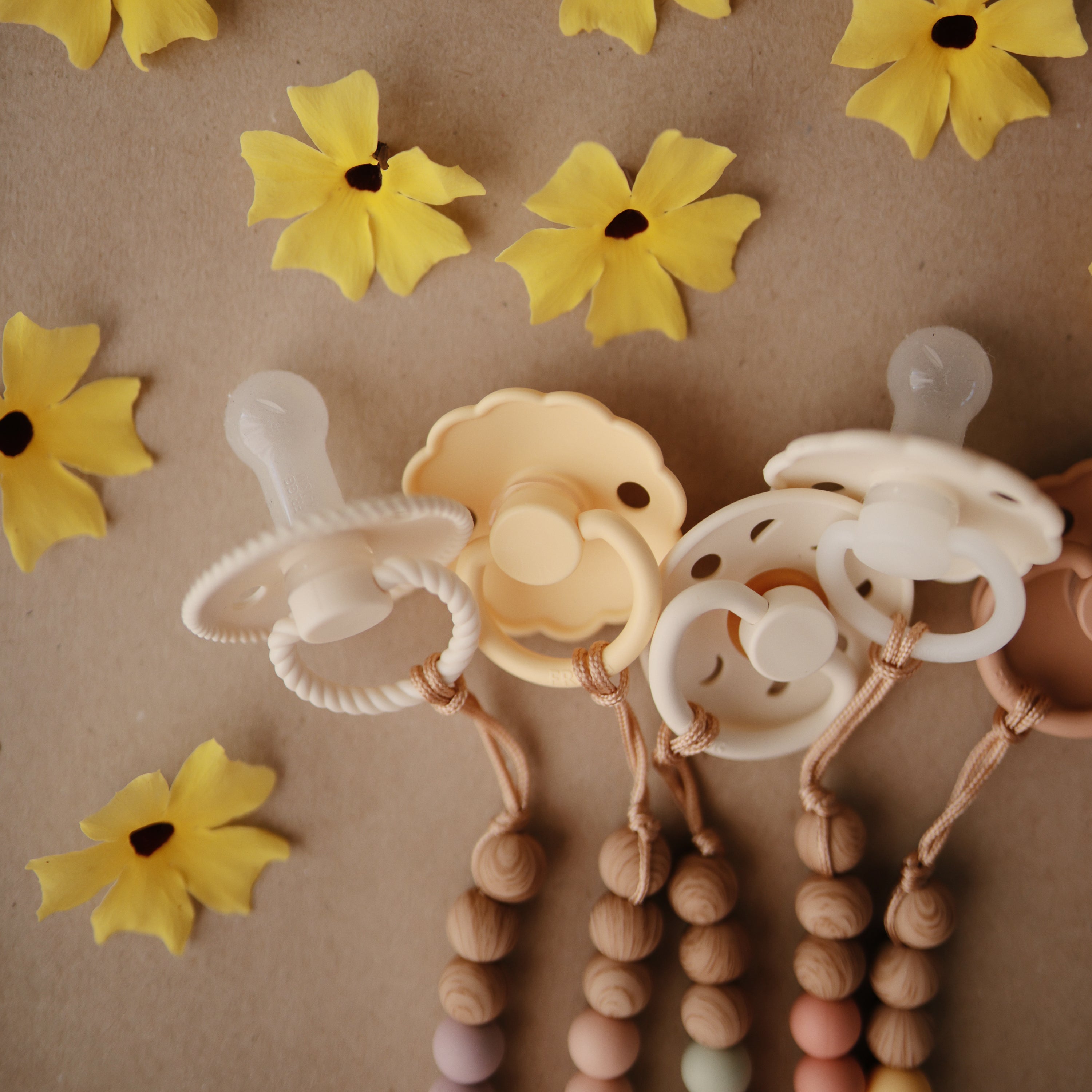 FRIGG Moon Silicone Pacifier 2-Pack FRIGG PACIFIERS Mushie