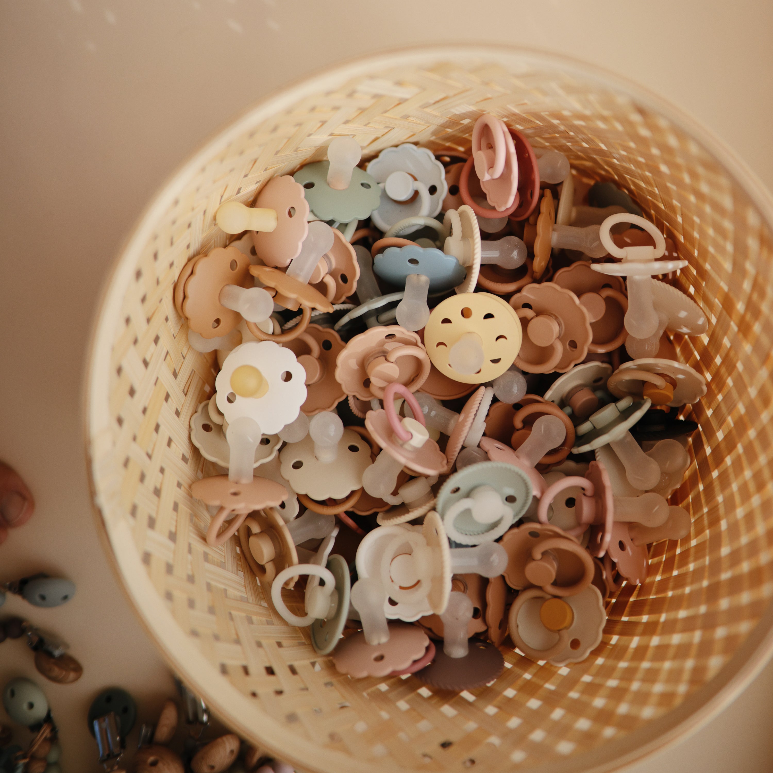 FRIGG Moon Silicone Pacifier 2-Pack FRIGG PACIFIERS Mushie