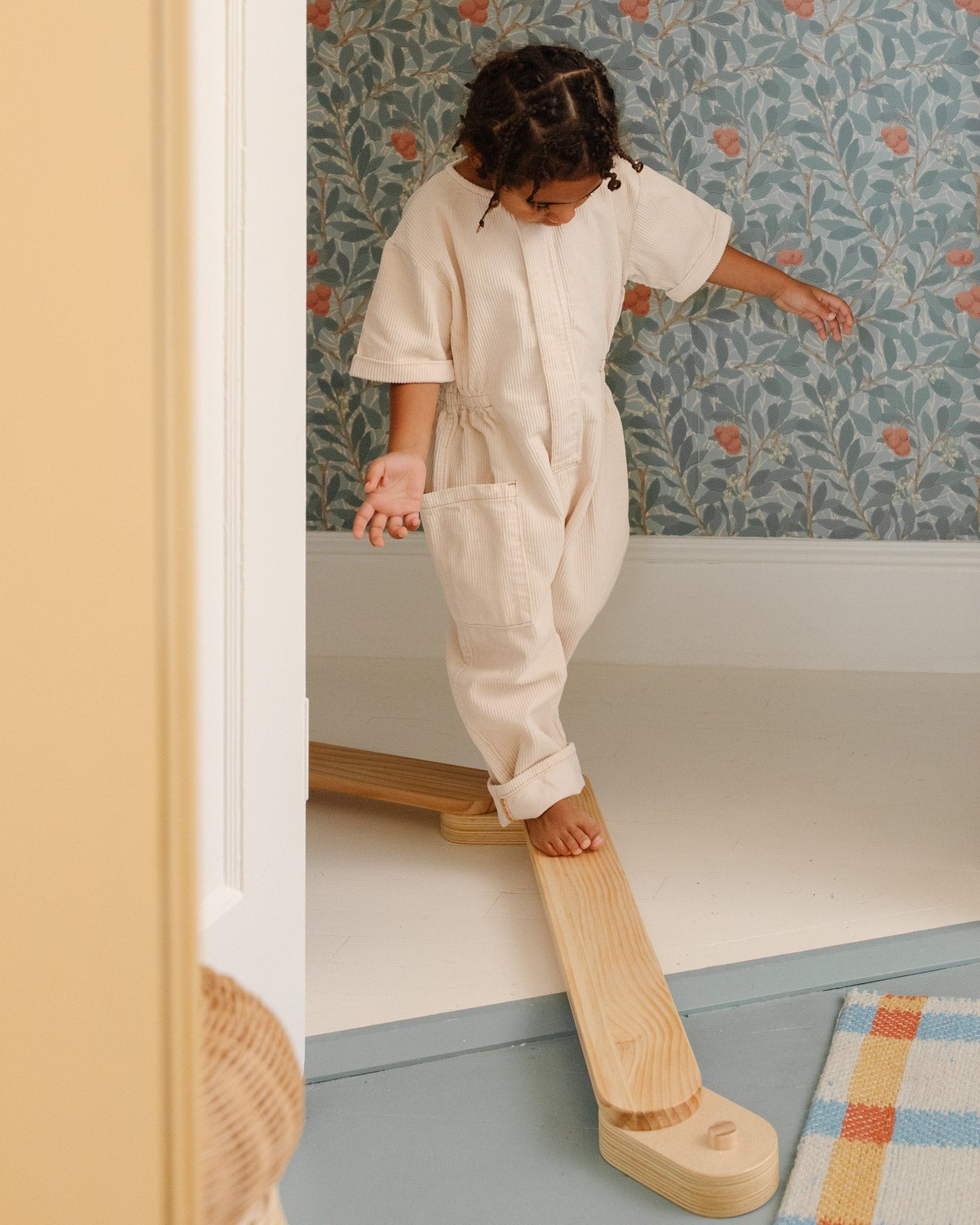 Acrobat Balance Beam