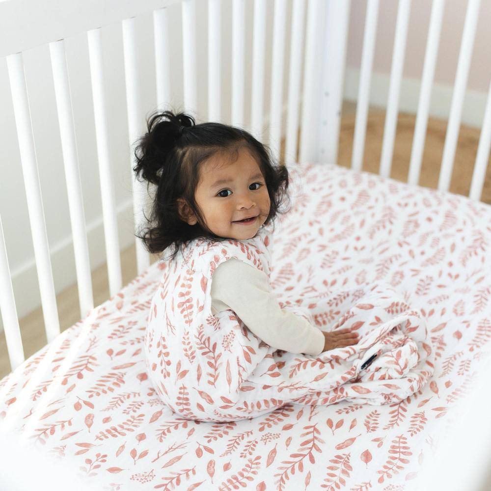Pink Leaves Bedtime Sleeper Bedtime Sleeper Bebe au Lait
