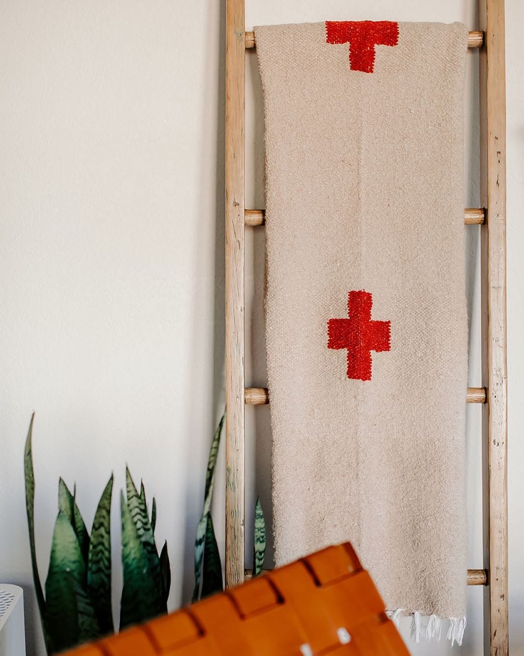 Positive Vibrations Blanket