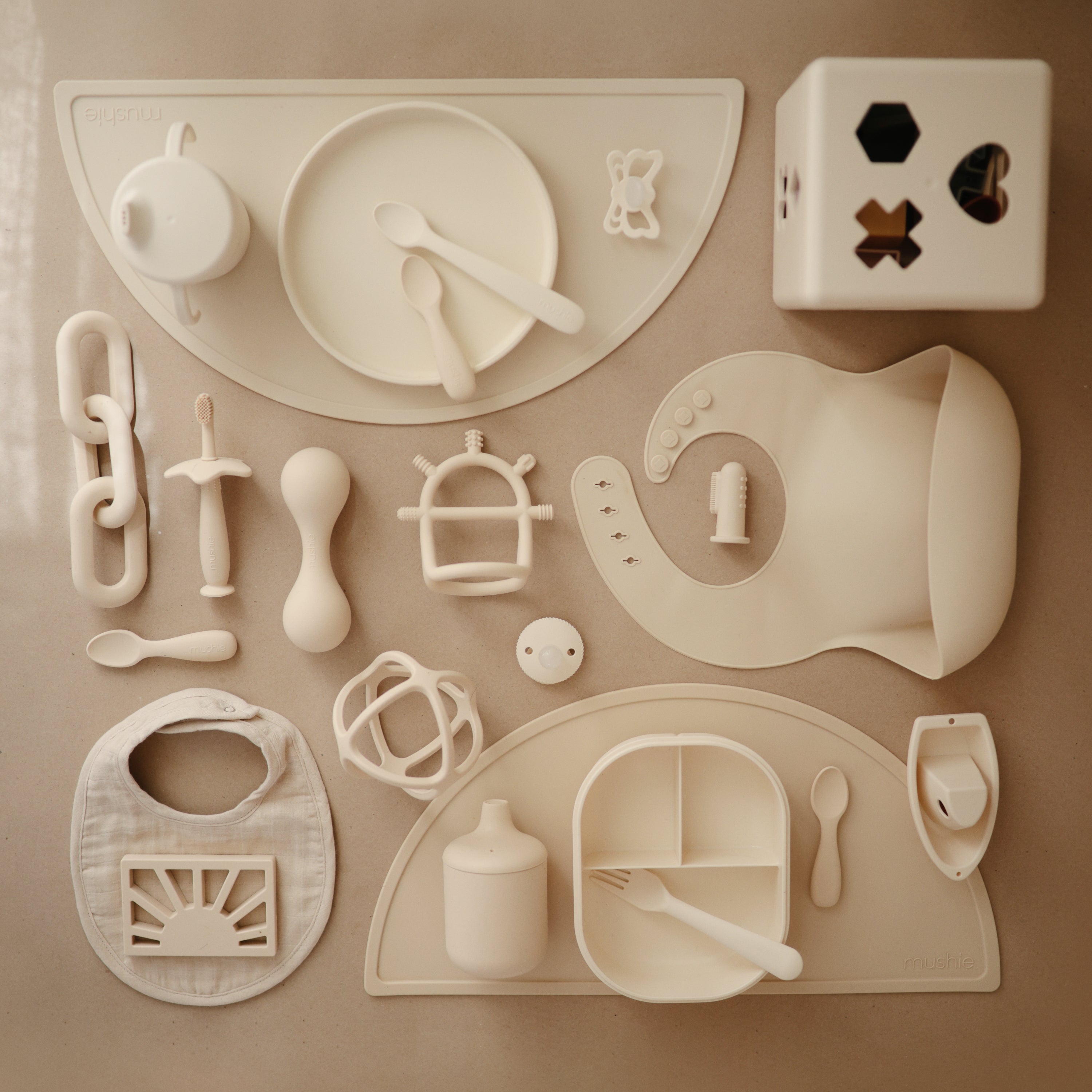 Silicone Toddler Starter Spoons 2-Pack silicone tableware Mushie