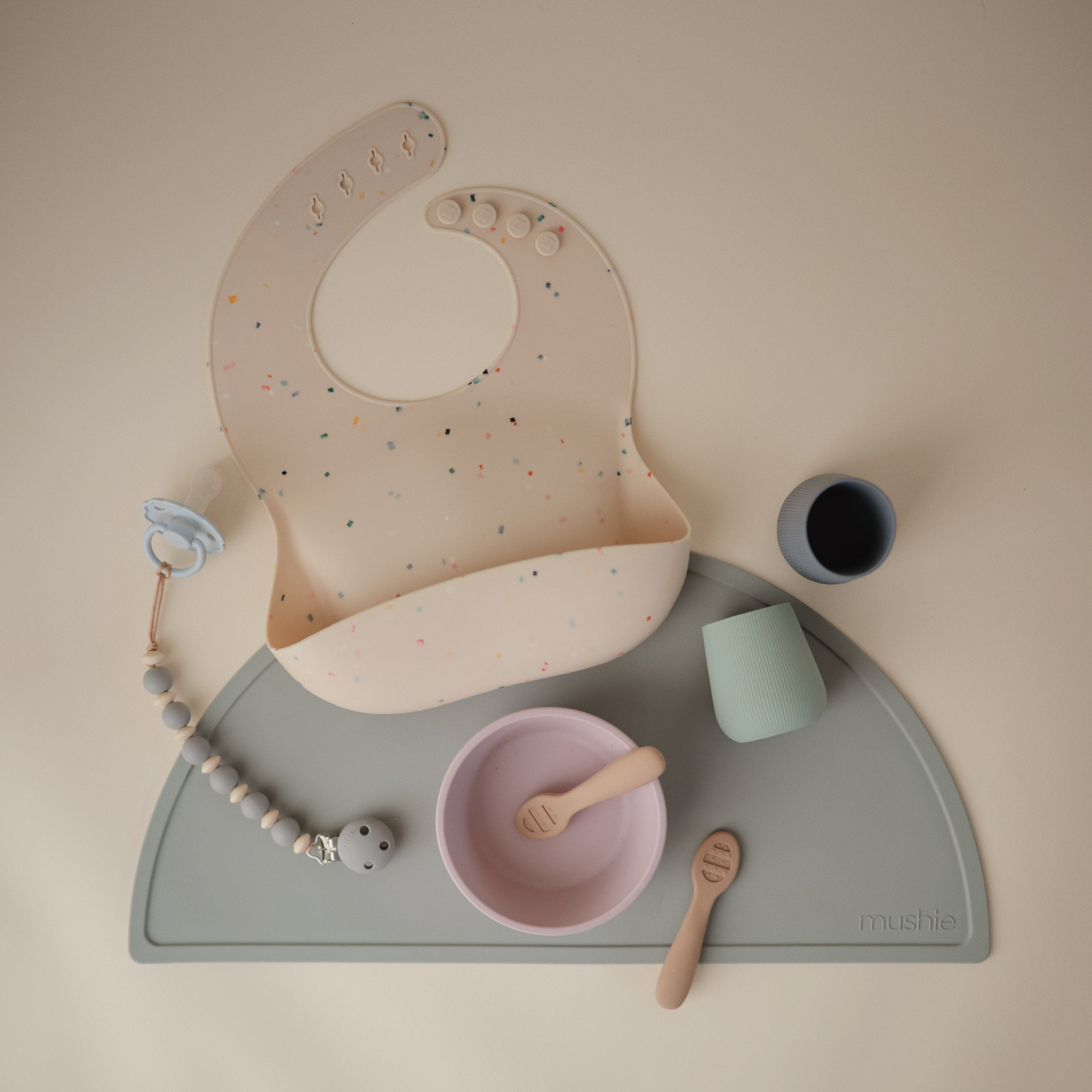 Silicone Suction Bowl silicone tableware Mushie