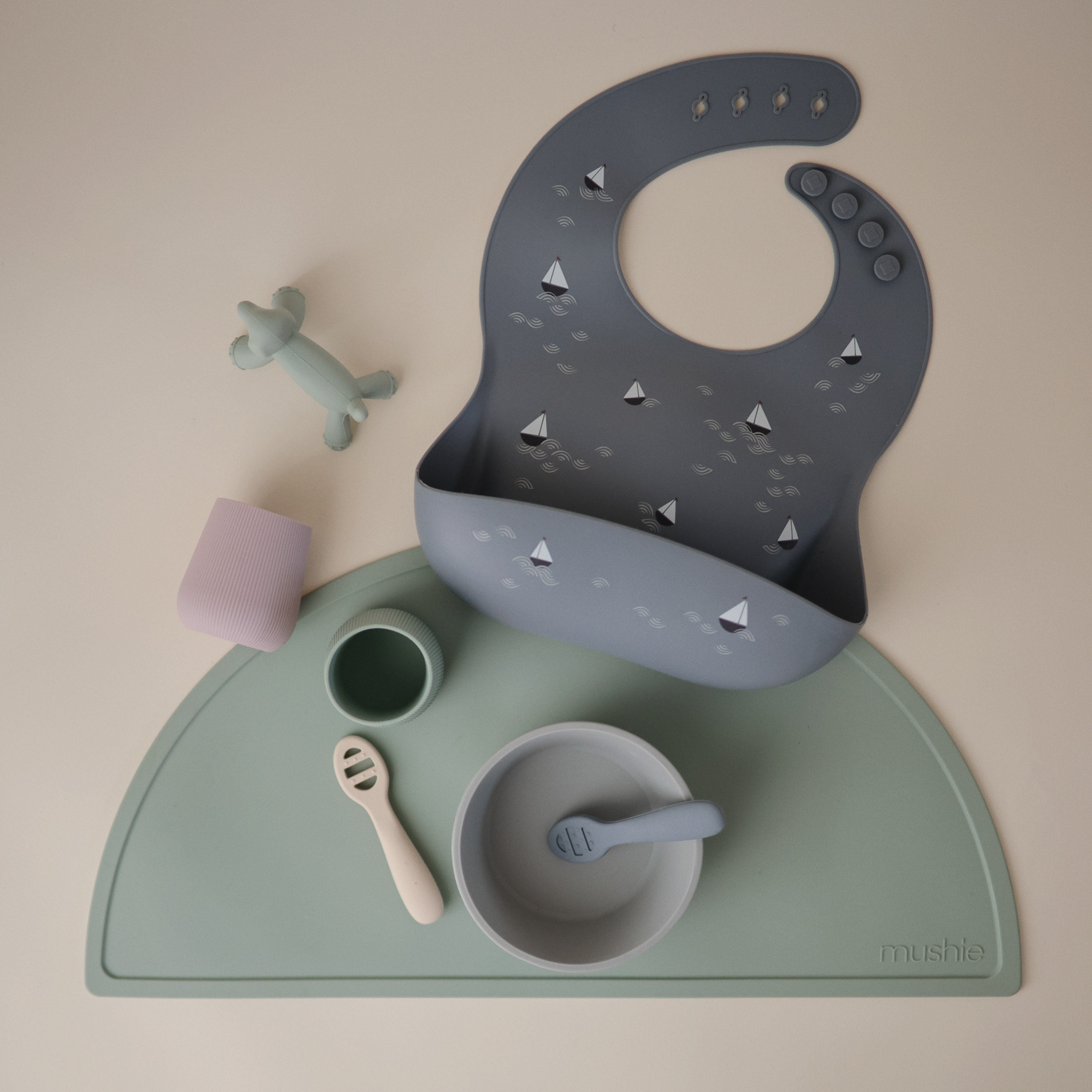 Silicone Suction Bowl silicone tableware Mushie
