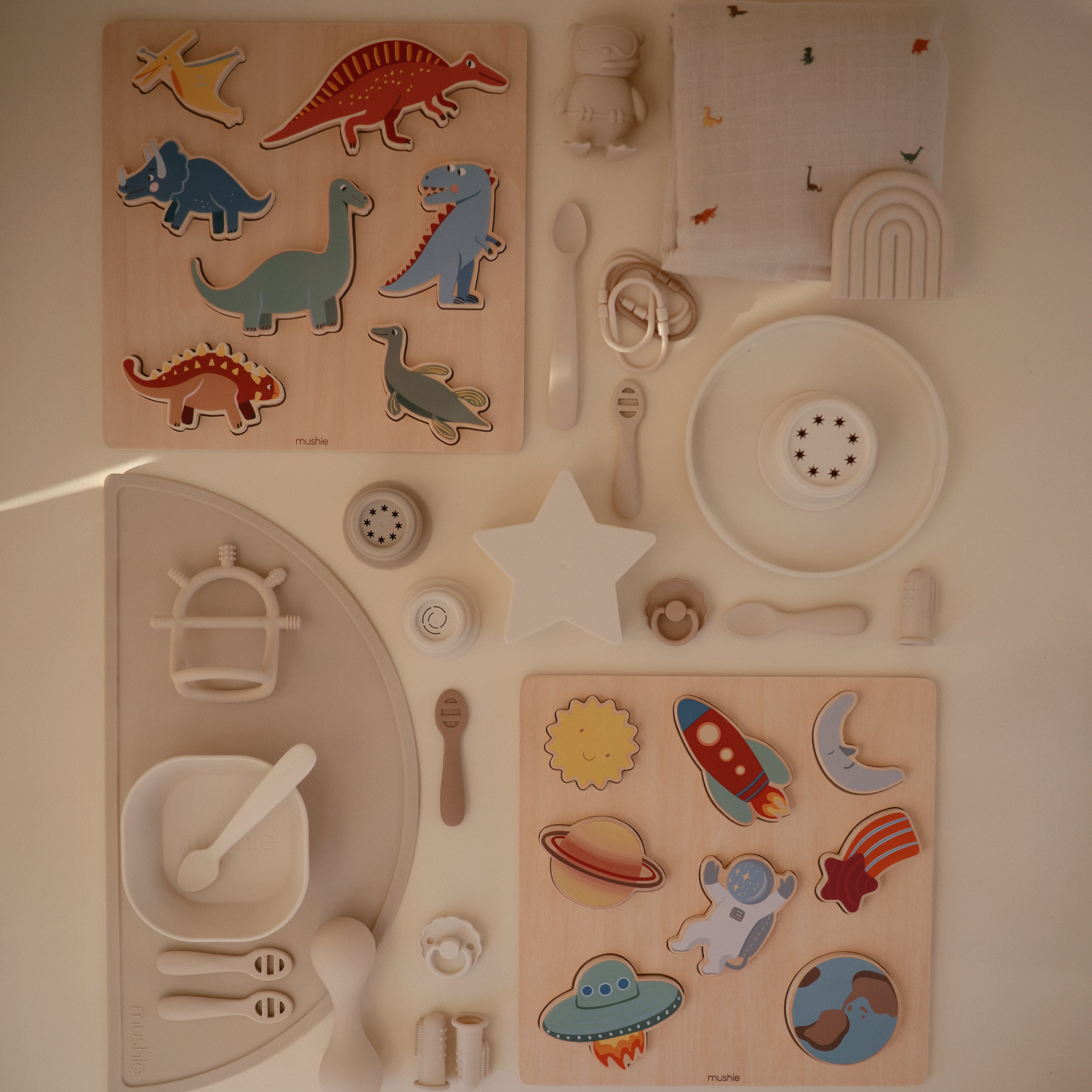 Classic Silicone Suction Plate silicone tableware Mushie