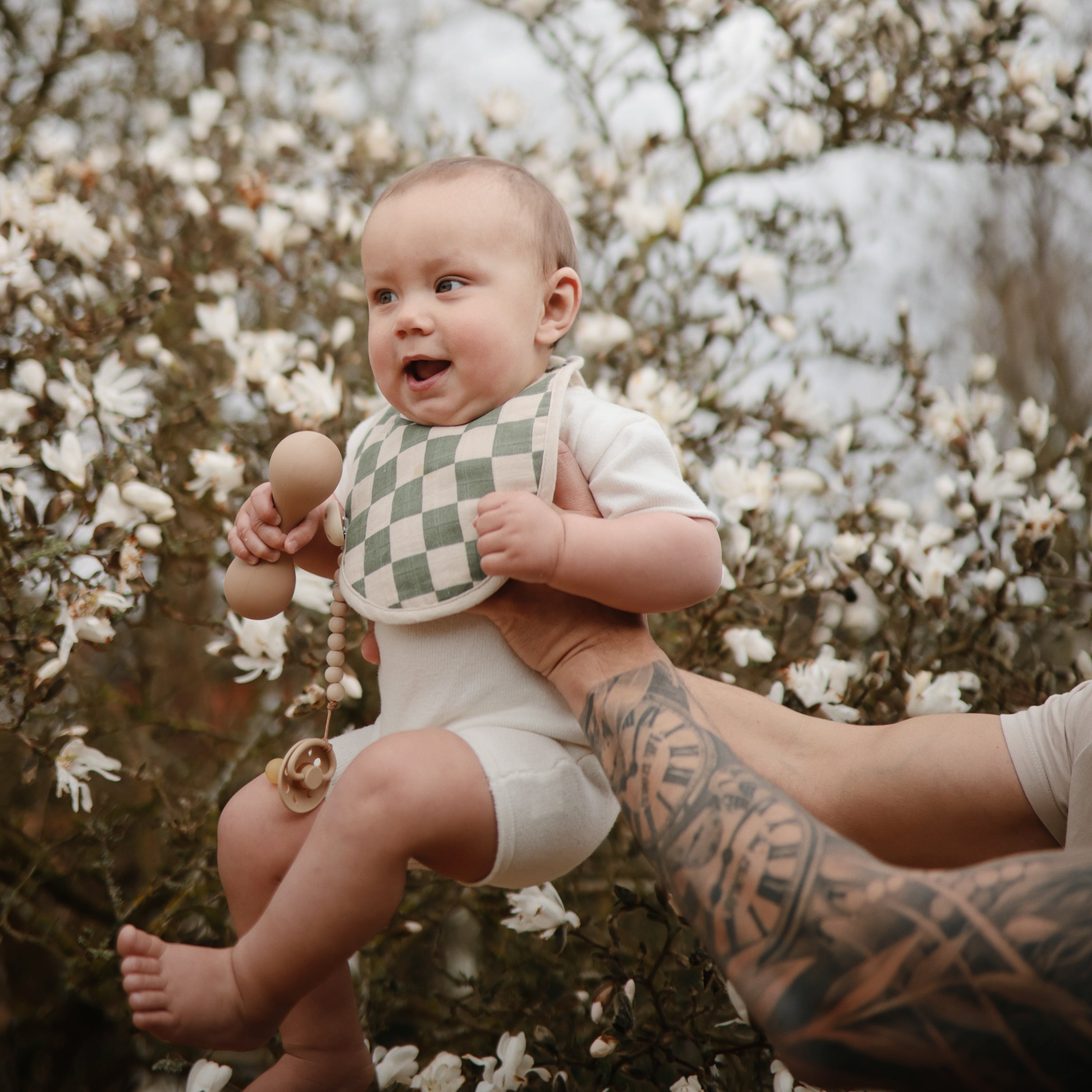 FRIGG Moon Natural Rubber Pacifier 2-Pack FRIGG PACIFIERS Mushie