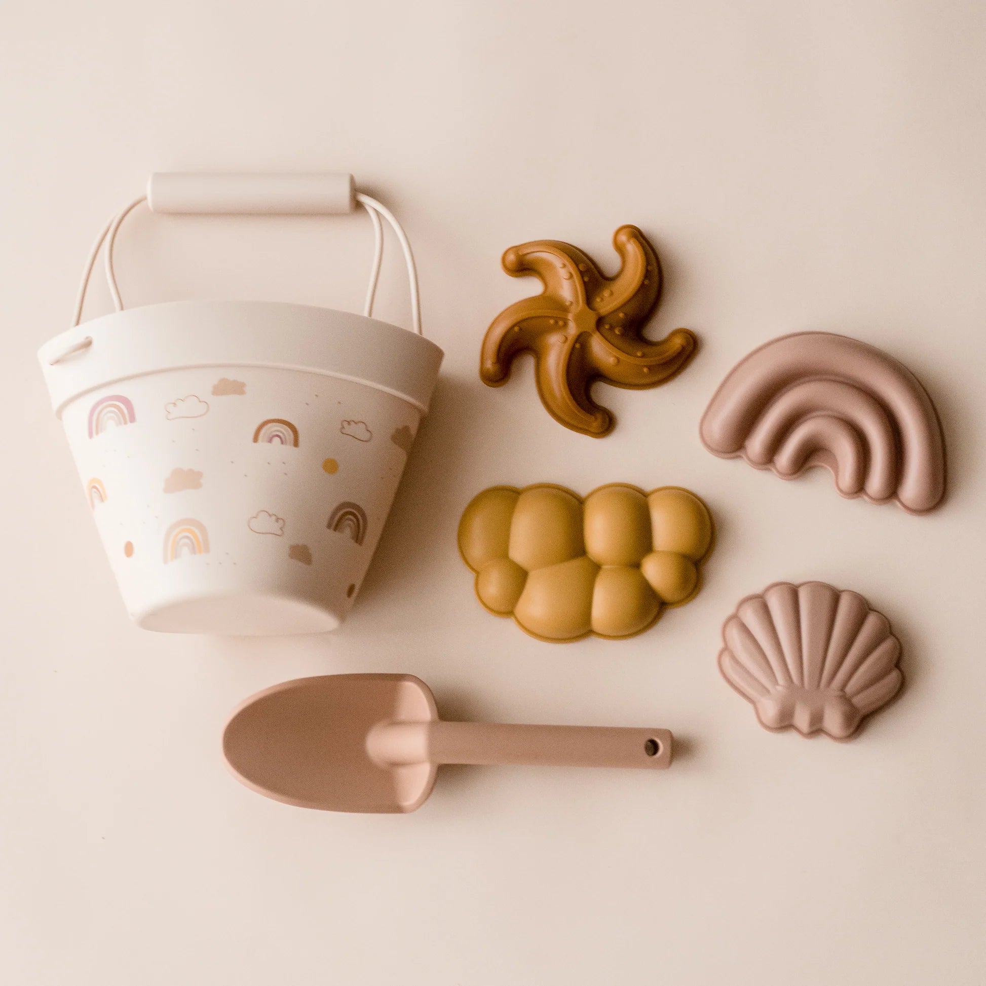 Silicone Beach Bucket Set Beach Buckets Little Wonder & Co