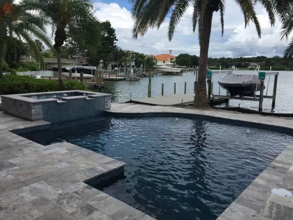 Silver Travertine Pattern Tumbled Pavers - Belair Collection
