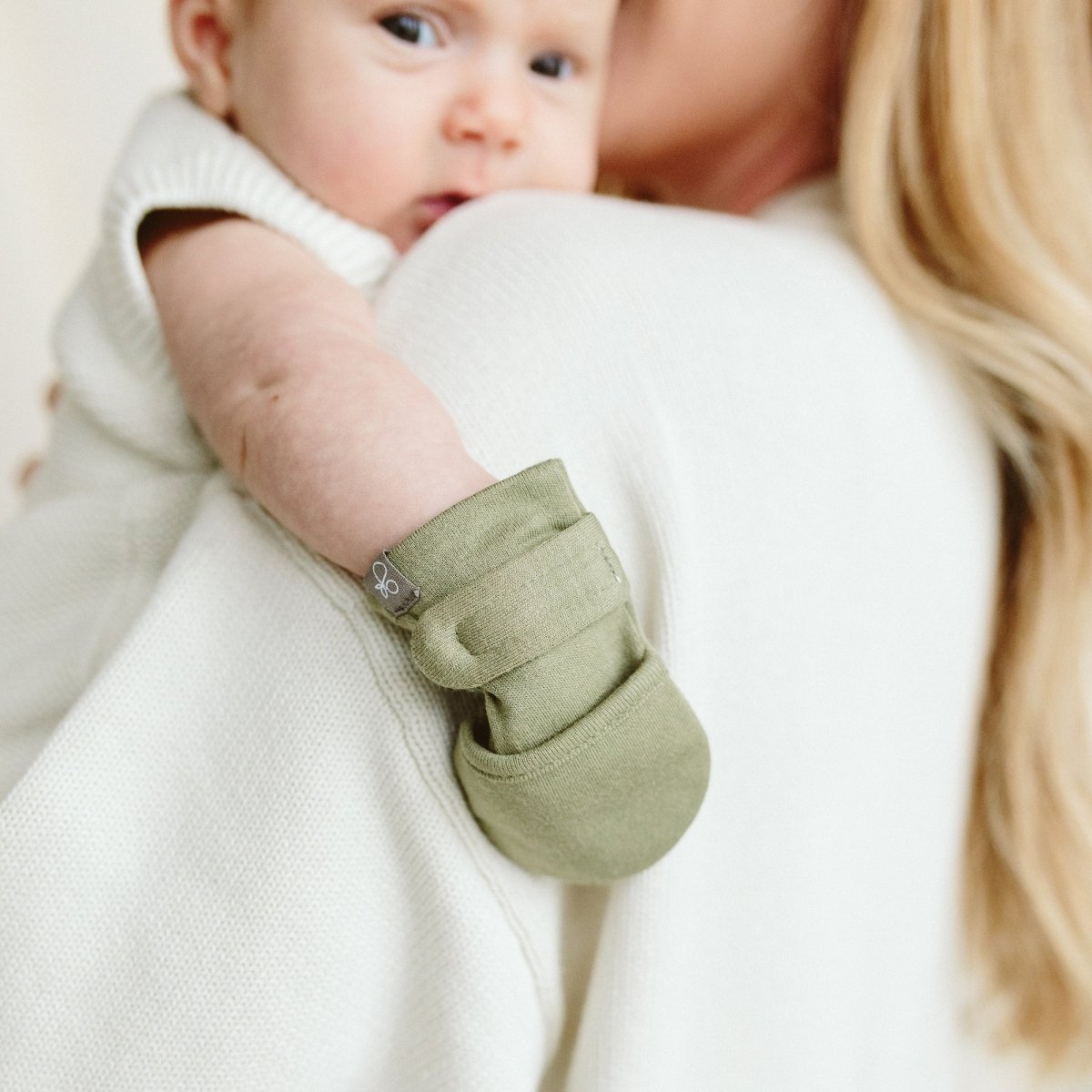 STAY ON MITTS | ARTICHOKE — Bamboo Organic Cotton Blend, 0–6M