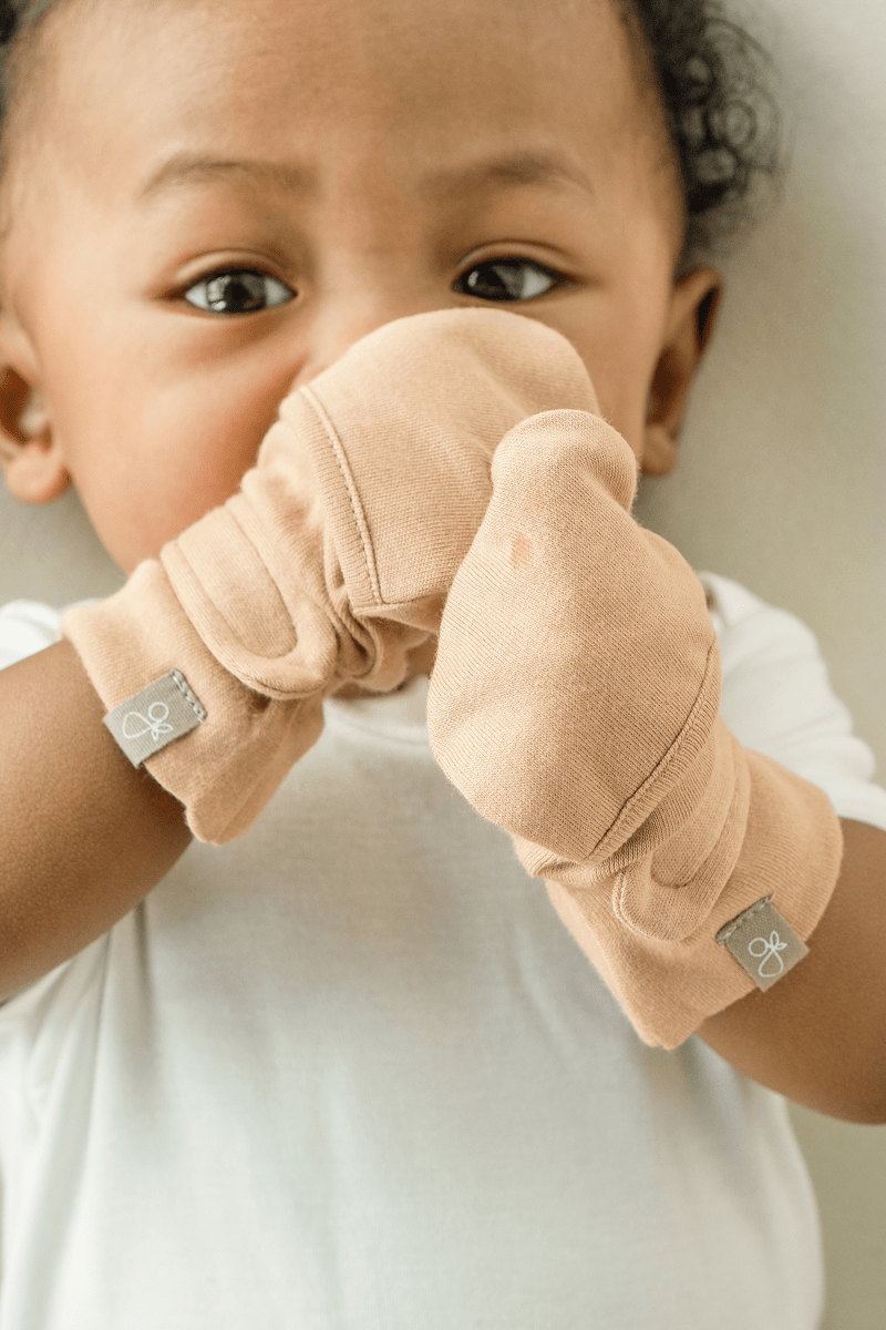 STAY ON MITTS | SANDSTONE — Bamboo Organic Cotton Blend, 0–6M