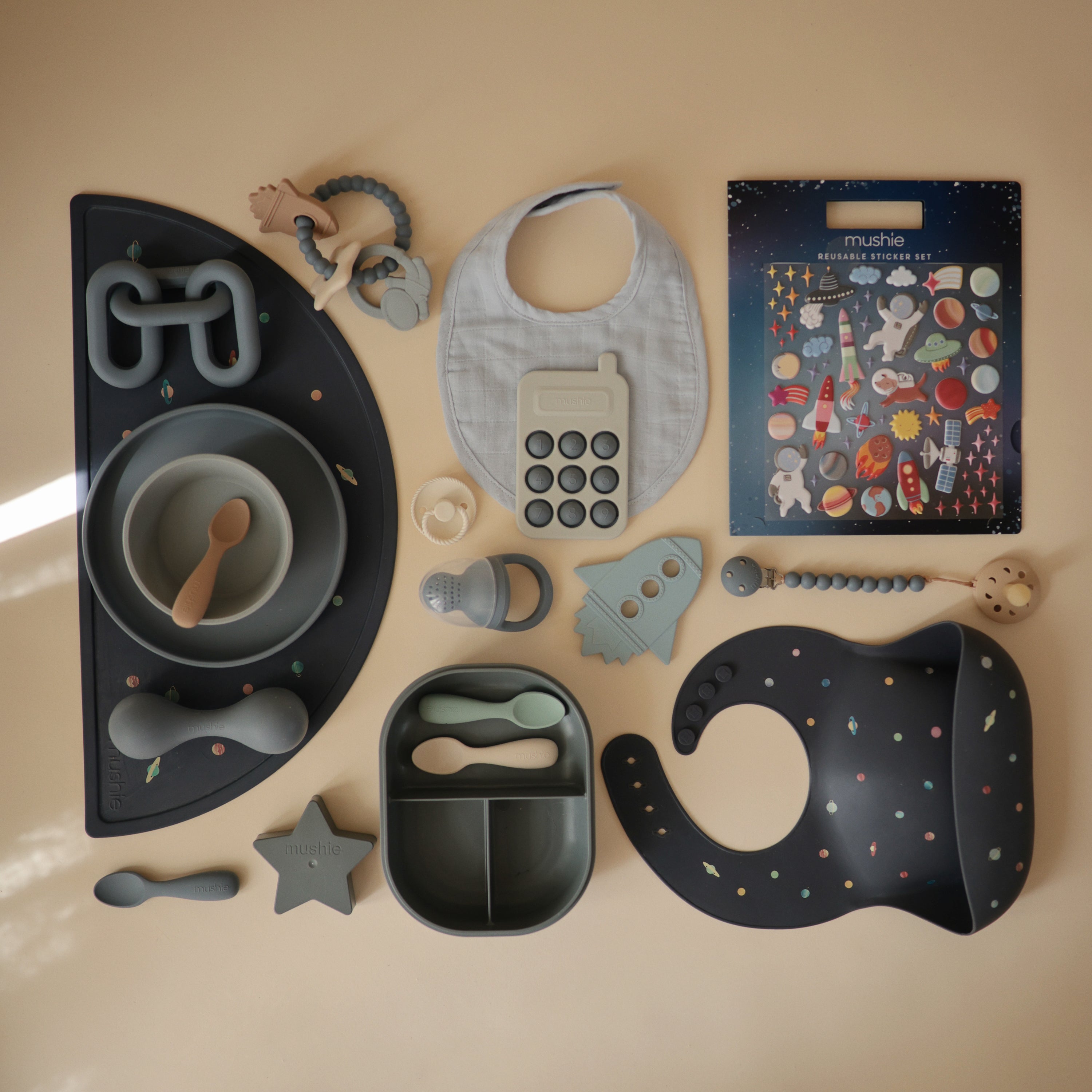 Silicone Toddler Starter Spoons 2-Pack silicone tableware Mushie