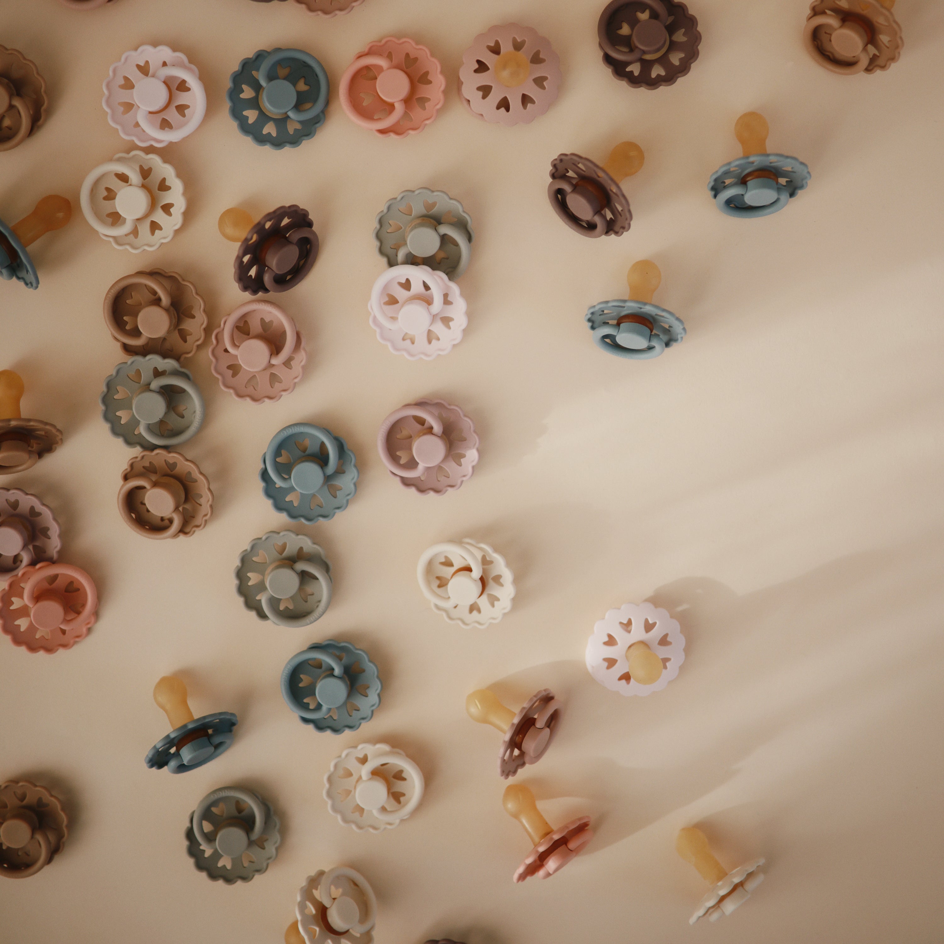 FRIGG Andersen Fairytale Natural Rubber Pacifier 2-Pack FRIGG PACIFIERS Mushie