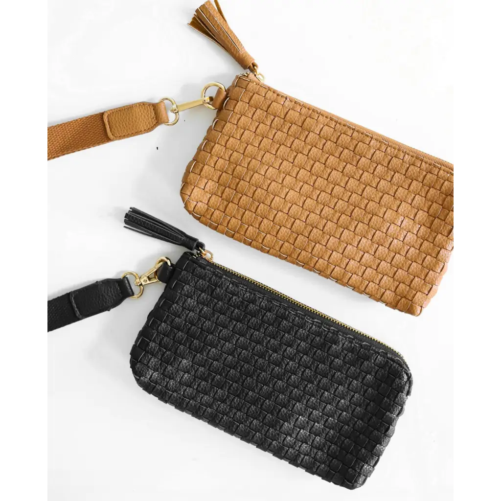 Devin Clutch in Tan