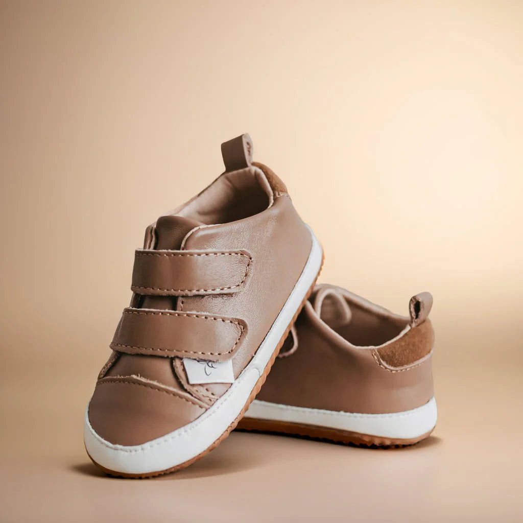 Chocolate Low Top Discontinue