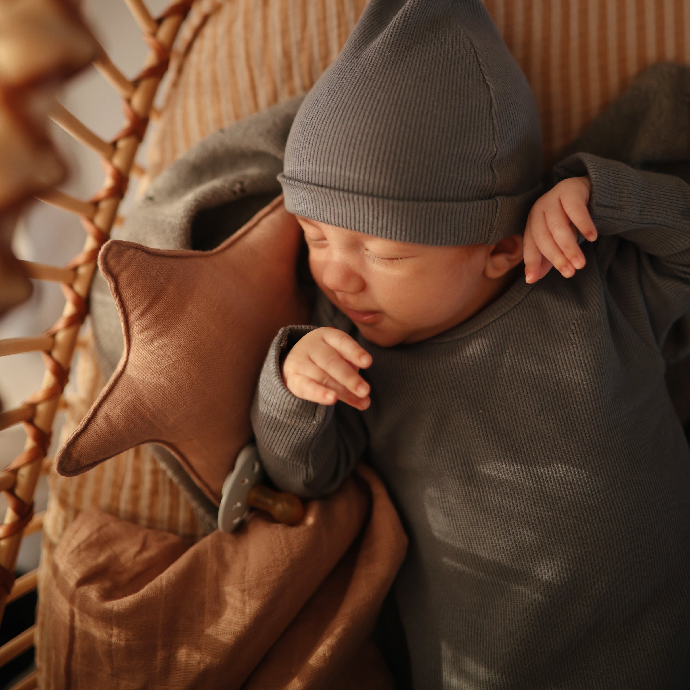 Star Lovey Blanket Blanket Mushie