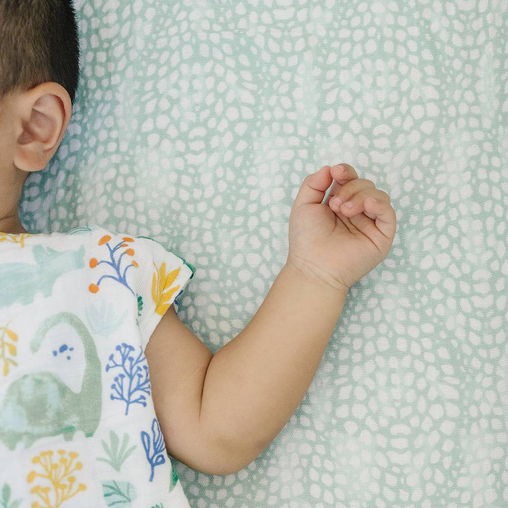 Upscale Crib Sheet Crib Sheet Bebe au Lait