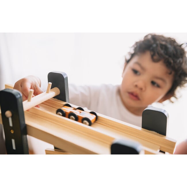 Fast Track Wooden Cars and Race Track Toy for Toddlers