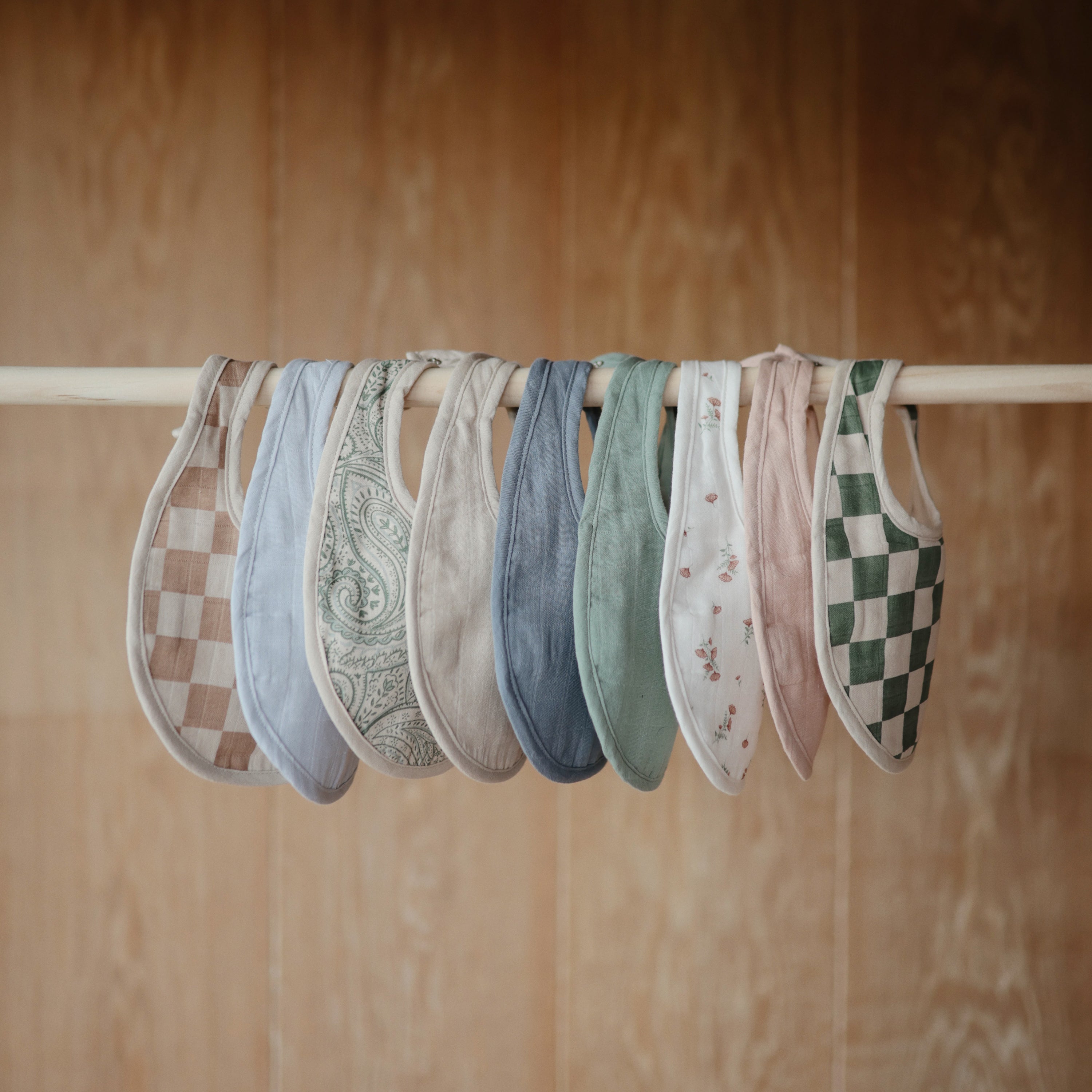 Muslin Bib 2-Pack Muslin Bib Mushie