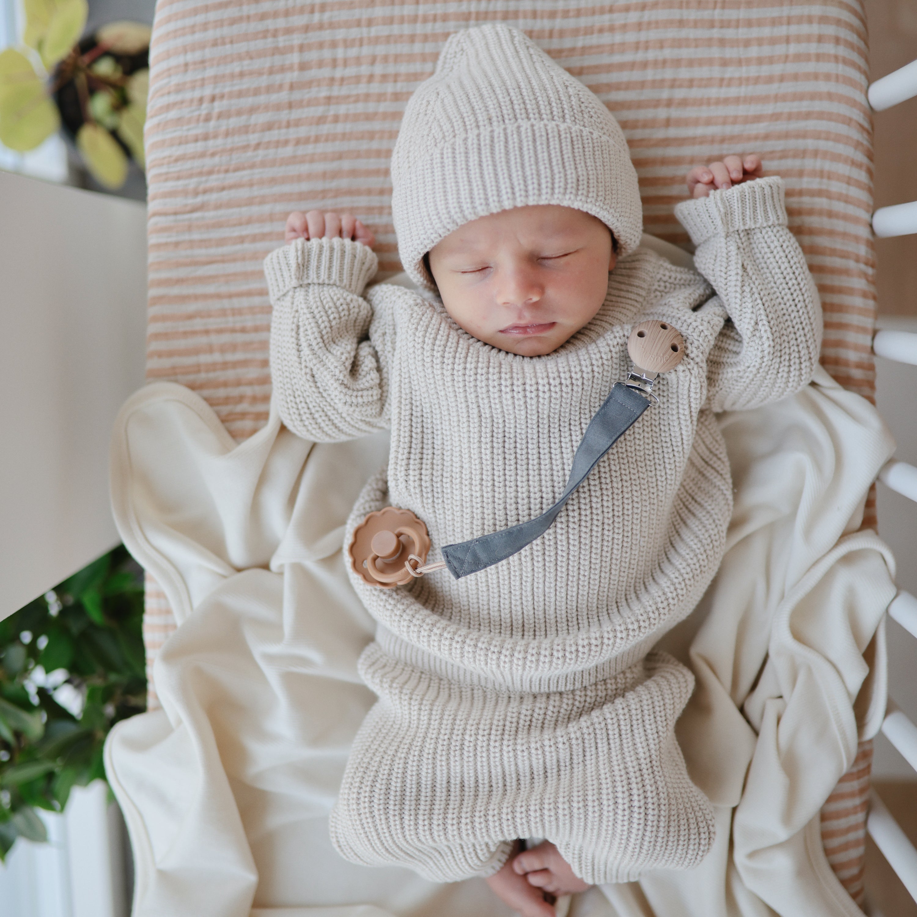 Linen Pacifier Clip 2-Pack Pacifier Clip Mushie