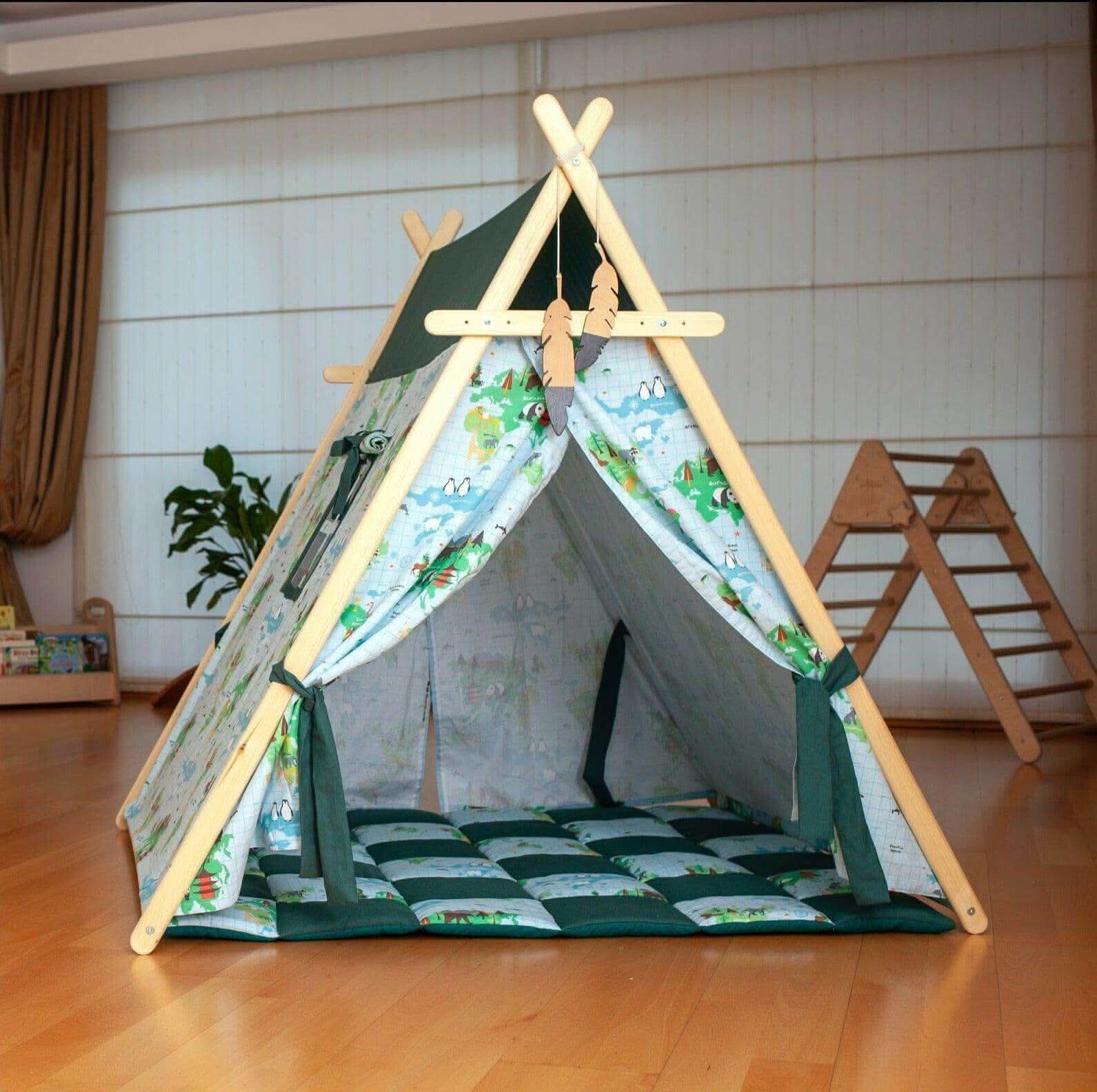 Play Tent and Play Mat / World Map