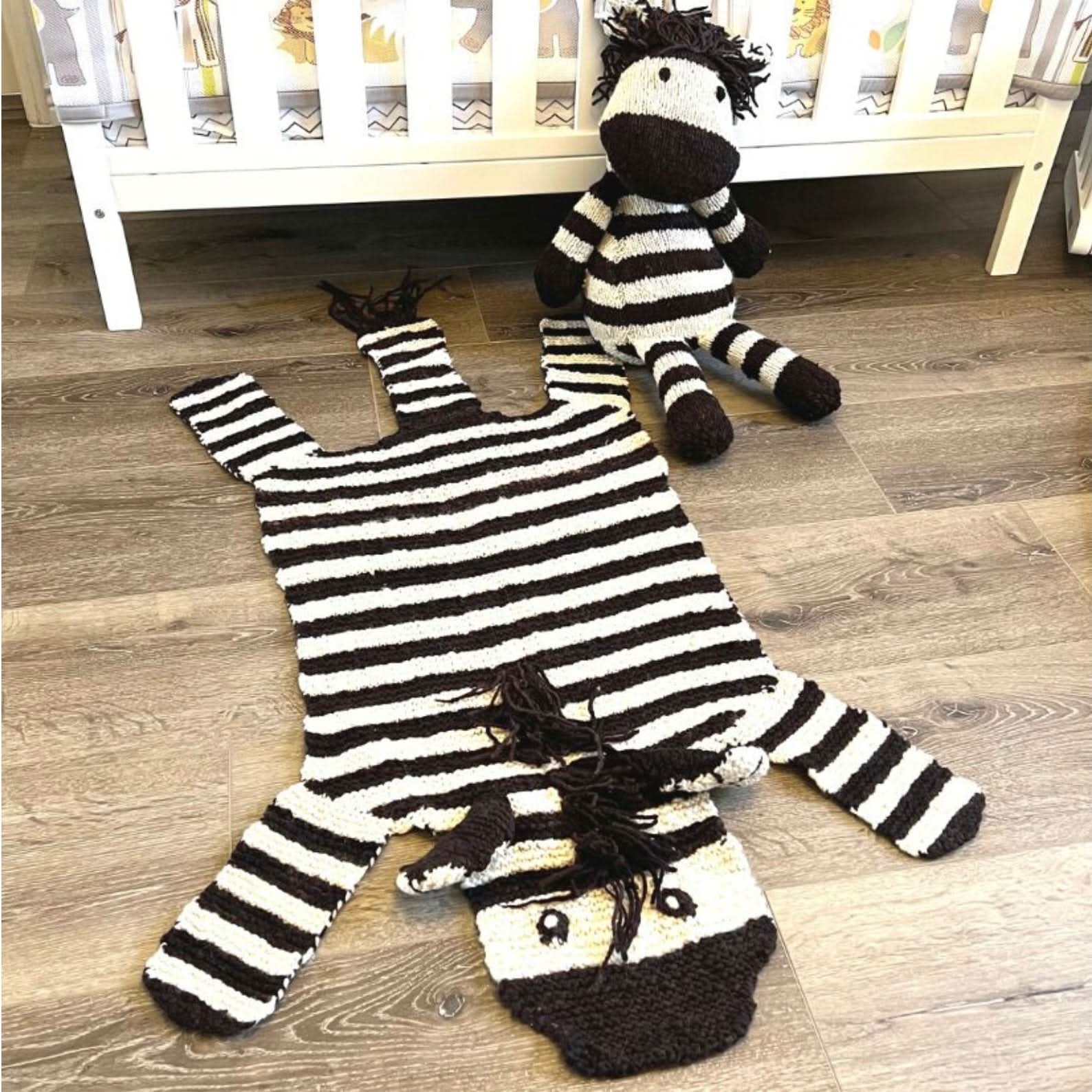 Organic Wool Play Mat + Nursery Rug | Zebra