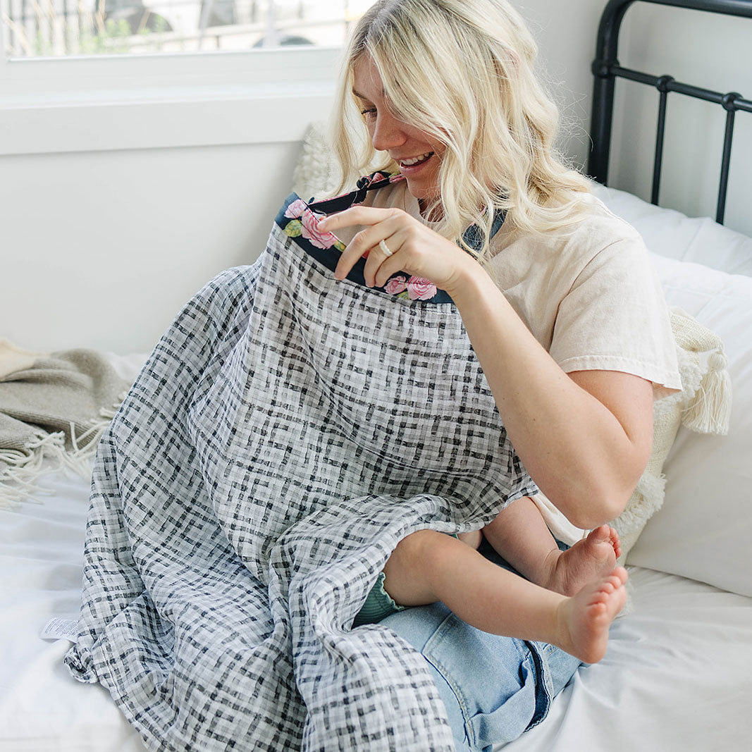 Zip & Switch Nursing Cover - Rose & Gingham Nursing Cover Bebe au Lait