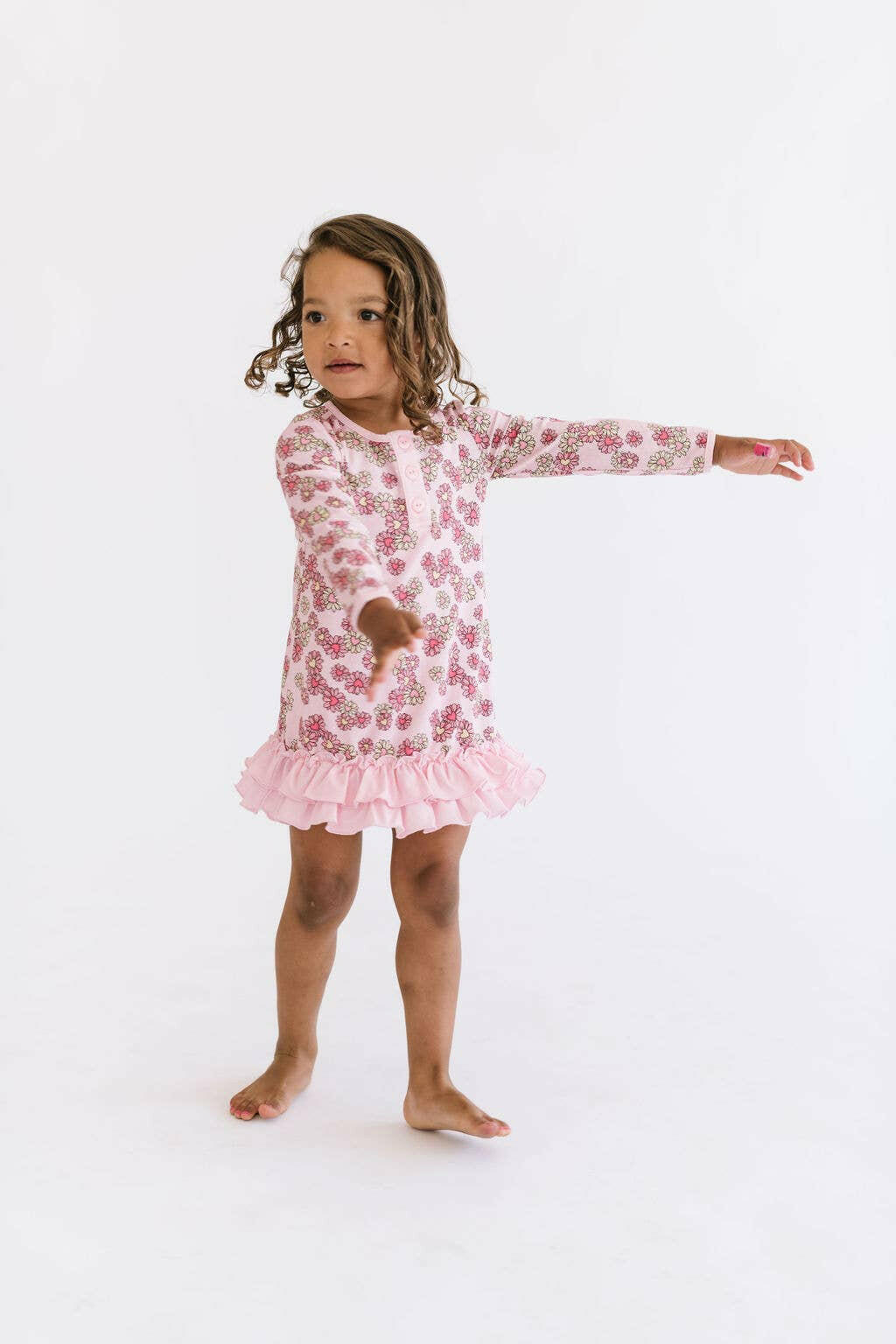 Ruffled Lounge in Wild Daisy Heart Ollie Jay