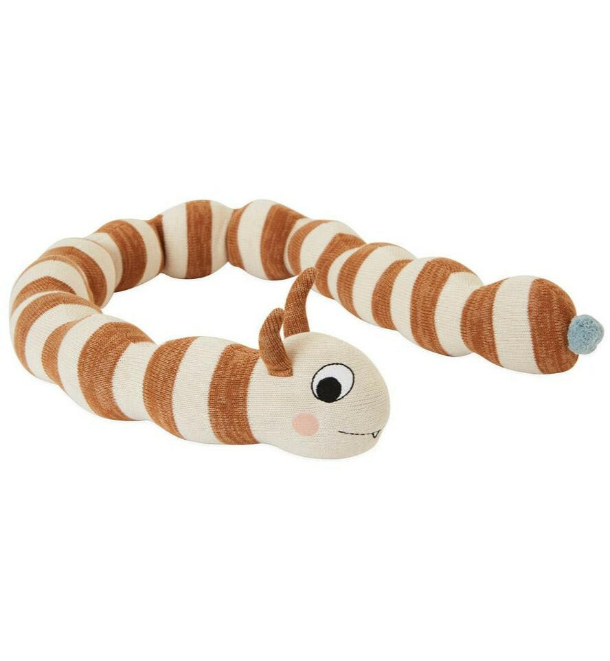 Leo Larva Figure - Caramel / Offwhite Stuffies OYOY