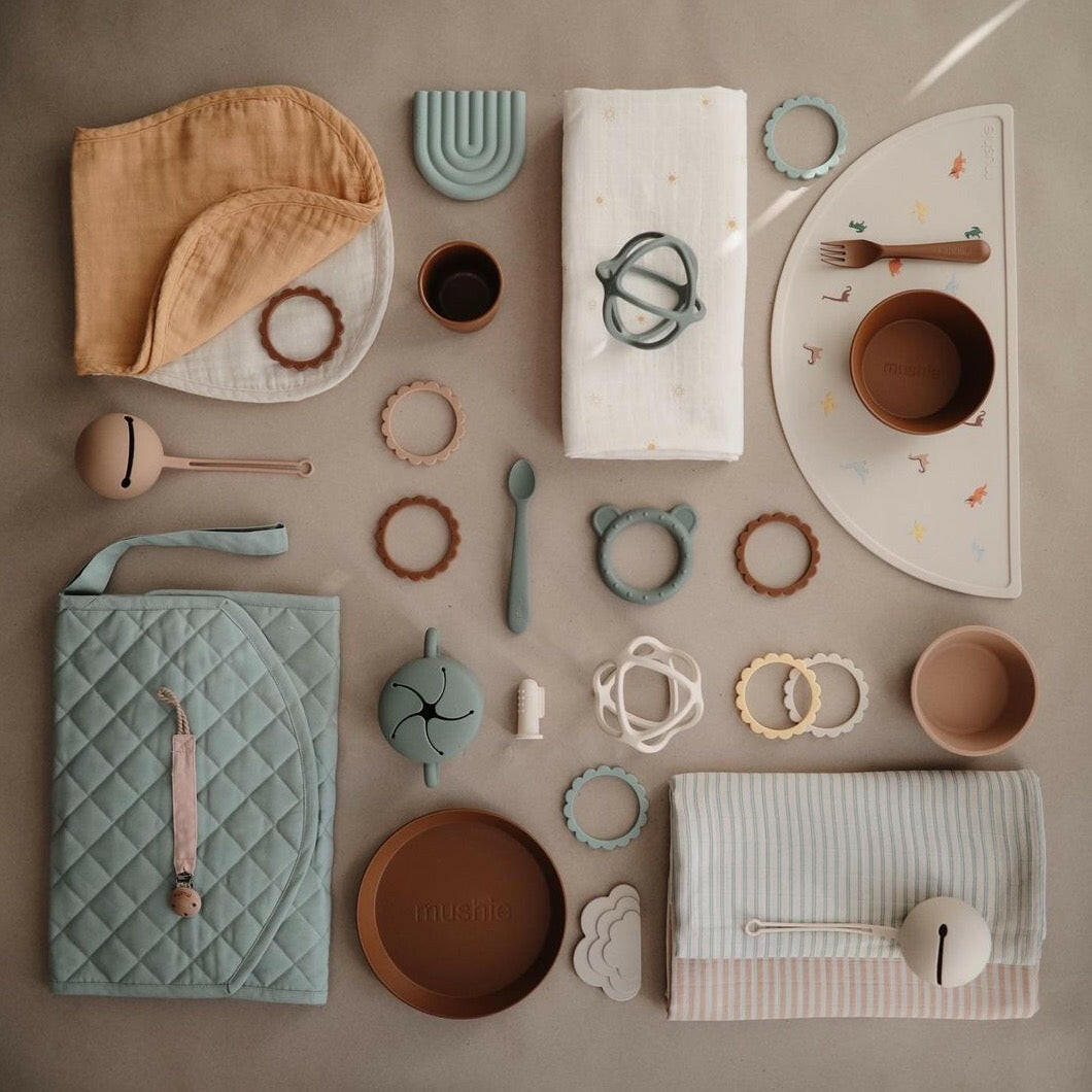 Flower Teething Bracelet 3 - Pack Steel / Dove Gray / Stone Baby Essentials Mushie