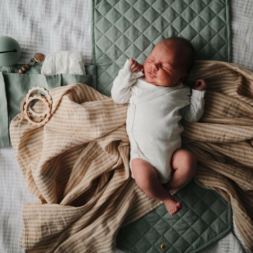 Flower Teething Bracelet 3 - Pack Dried Thyme \ Berry \ Natural Baby Essentials Mushie