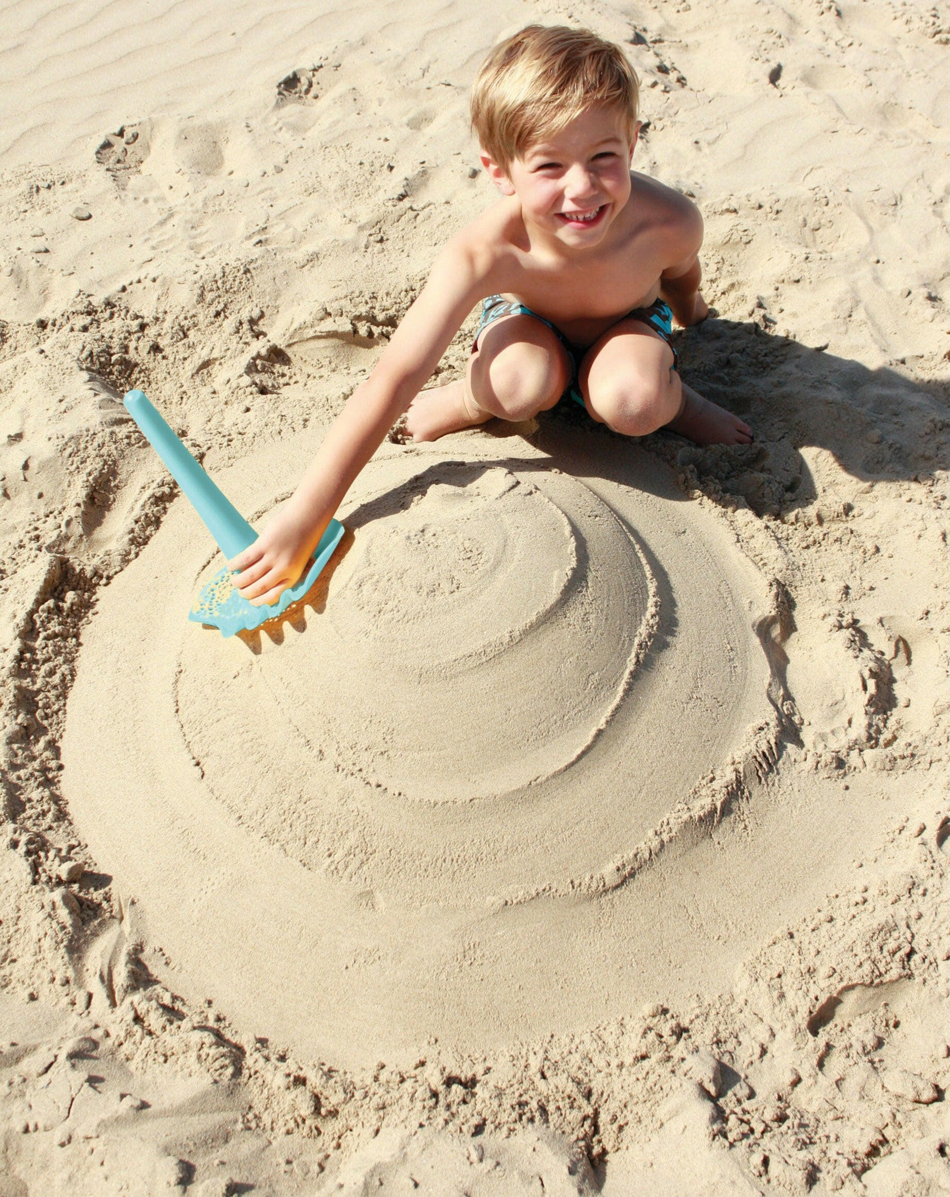 Triplet - Lagoon Beach & Sand Toys Quut