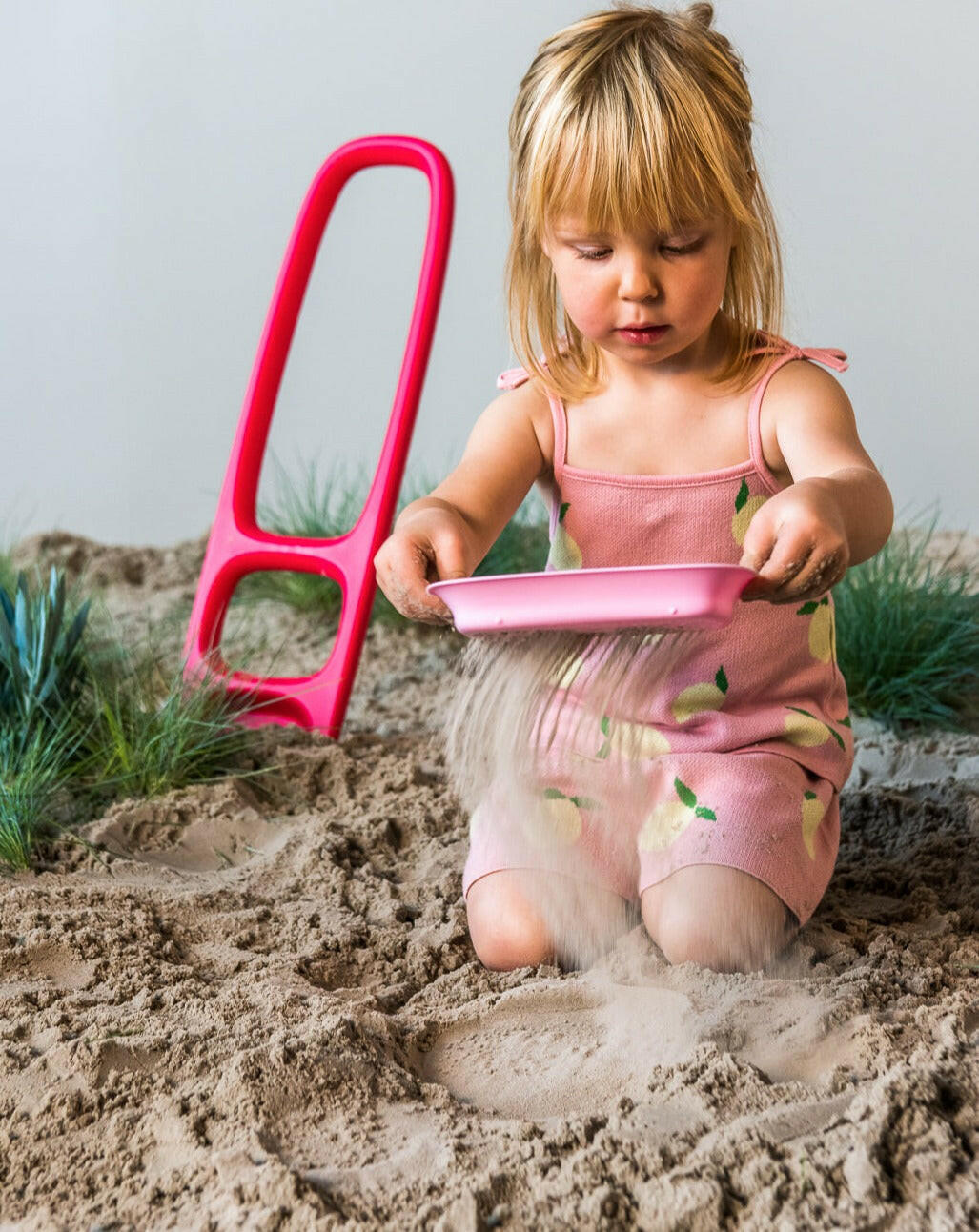 Scoppi - Cherry Red & Sweet Pink Beach & Sand Toys Quut