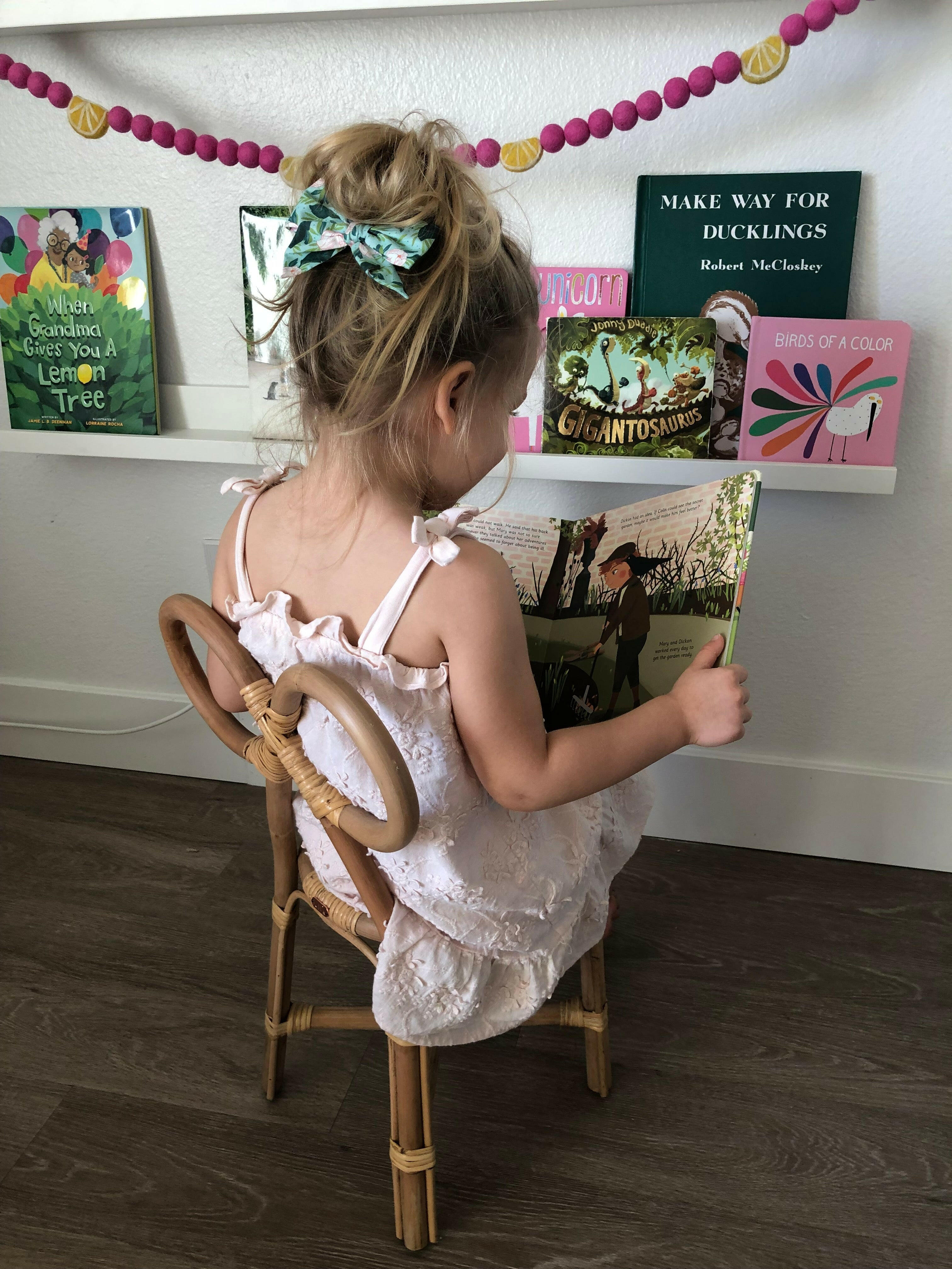 The Poppie Bow Chairs Poppie Toys
