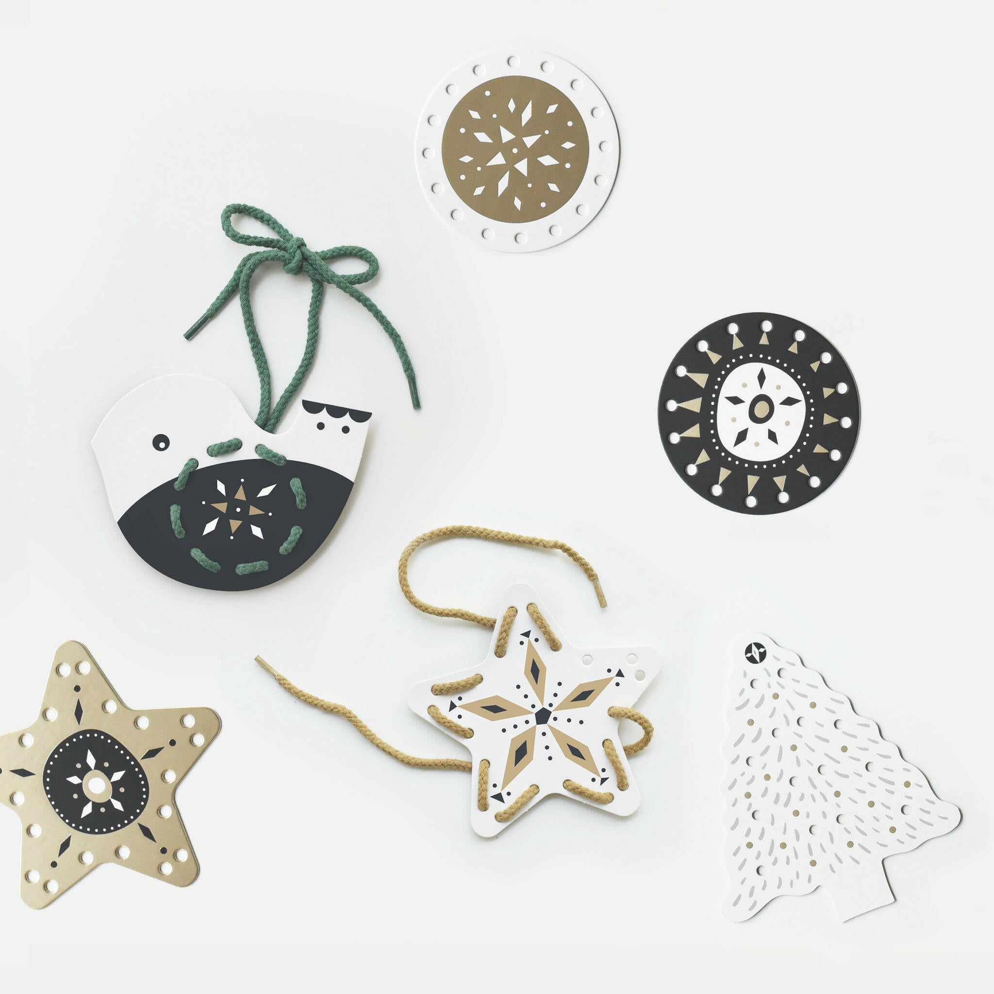 Festive Fun Lacing Ornaments Christmas Wee Gallery