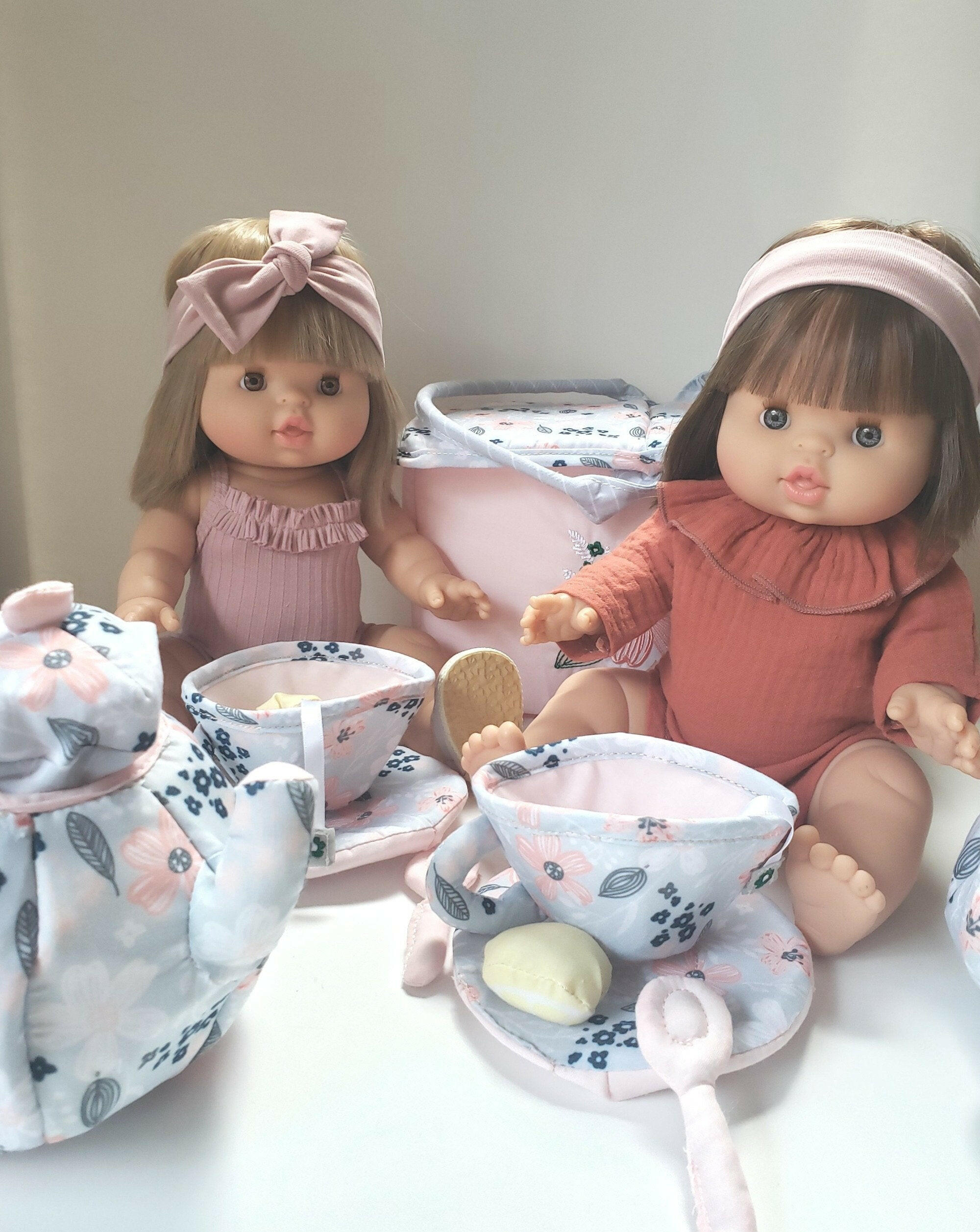 Plush Tea Set Indoor Games Wonder & Wise