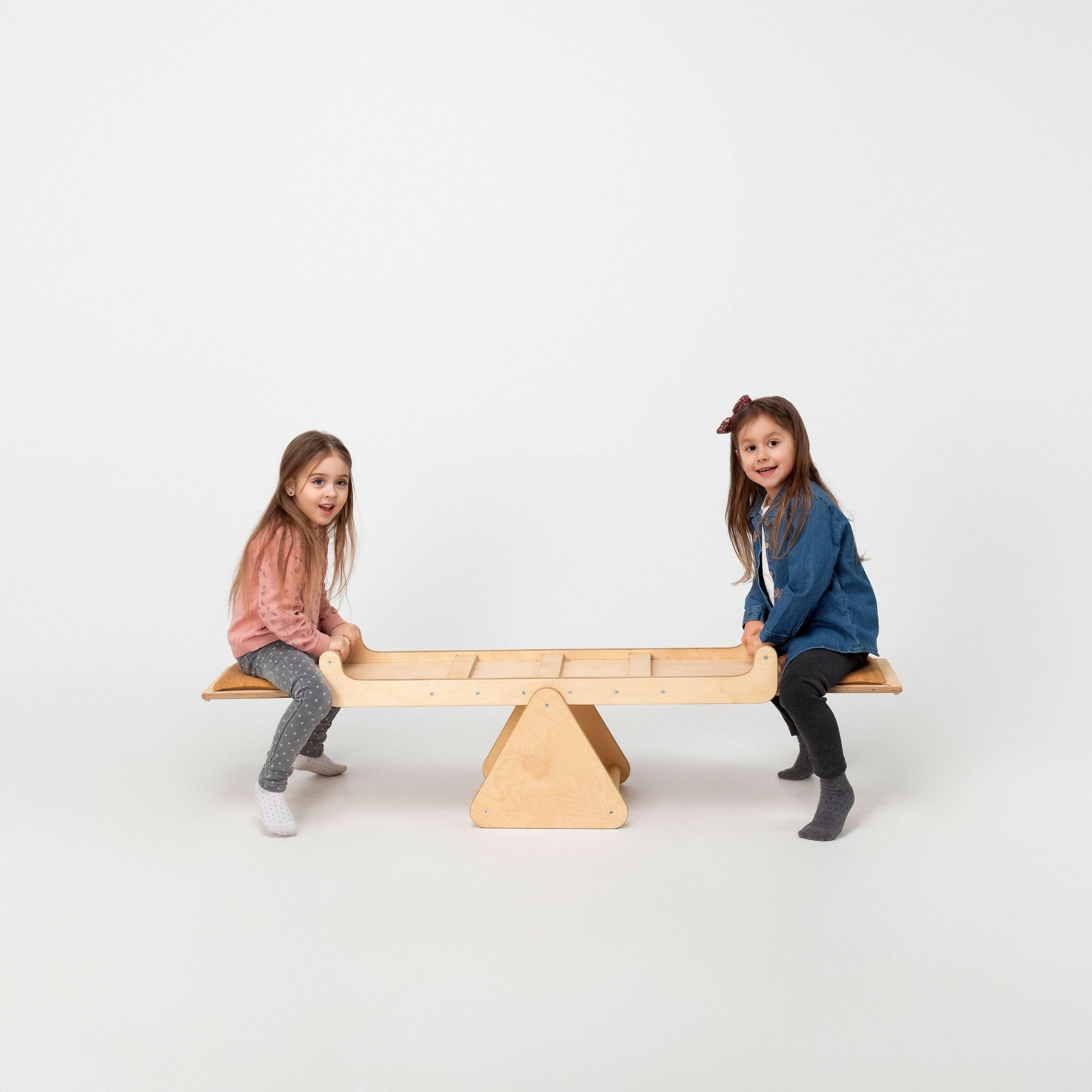 Seesaw Goodevas