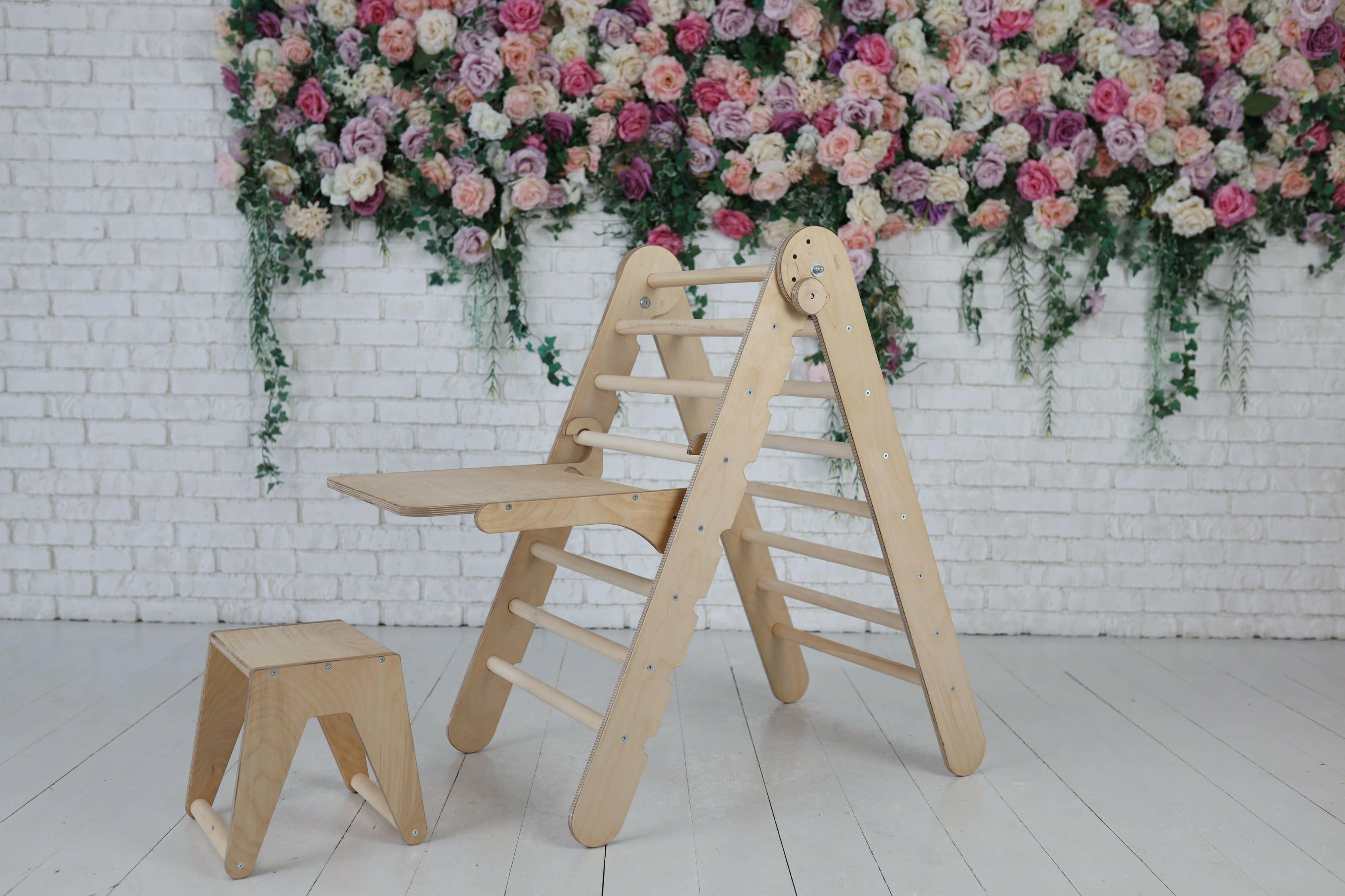 Triangle Ladder with Art Addition – Montessori Climber for Toddlers – Beige Goodevas